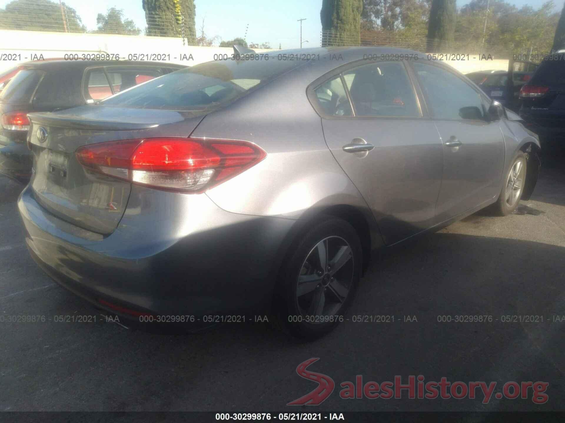 3KPFL4A71JE173183 2018 KIA FORTE