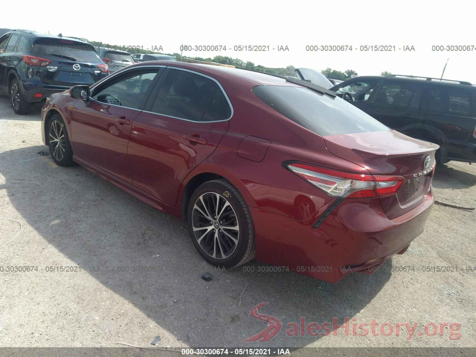 4T1B11HK3JU602687 2018 TOYOTA CAMRY