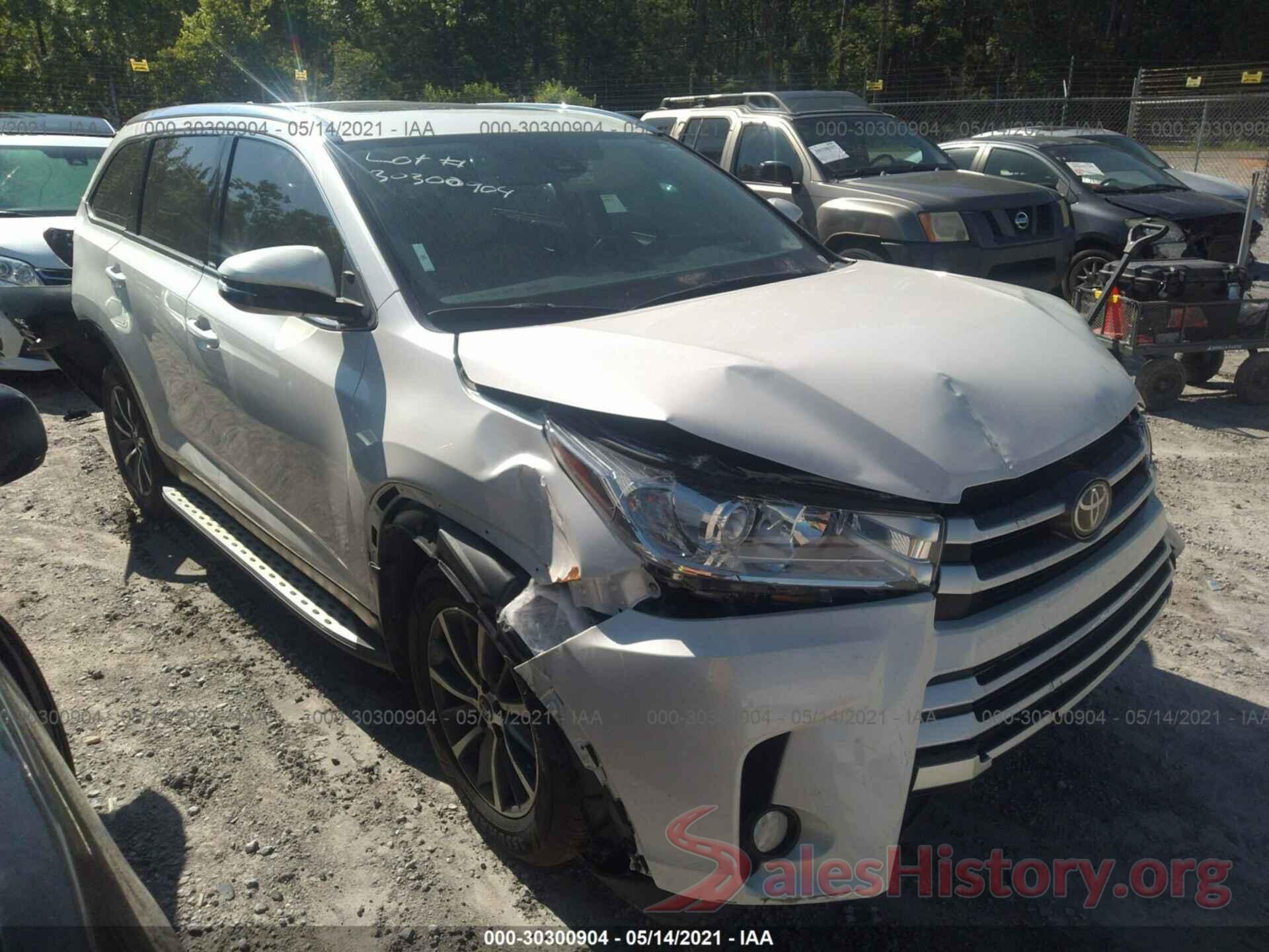 5TDJZRFH6KS611856 2019 TOYOTA HIGHLANDER