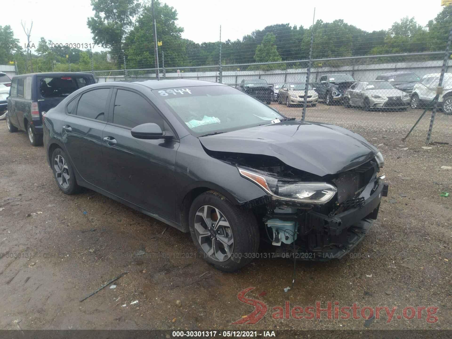 3KPF24AD3KE133780 2019 KIA FORTE