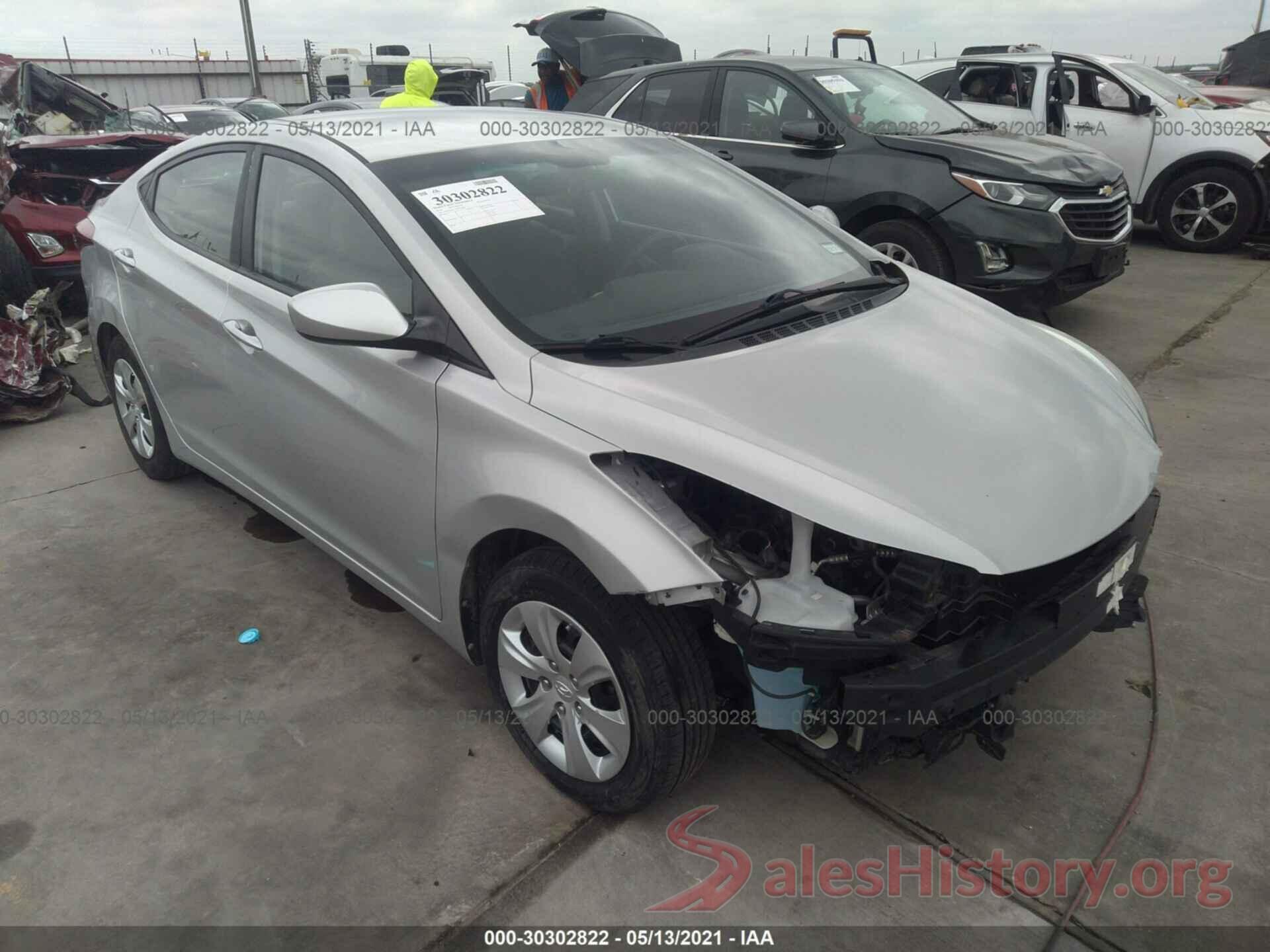 5NPDH4AE1GH751682 2016 HYUNDAI ELANTRA