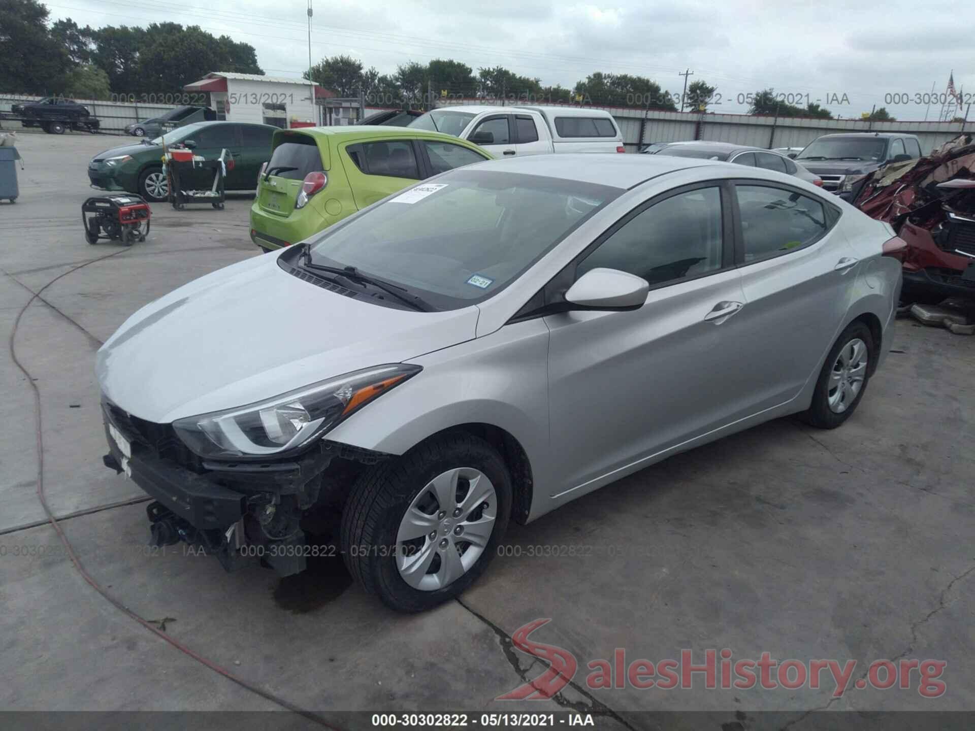 5NPDH4AE1GH751682 2016 HYUNDAI ELANTRA