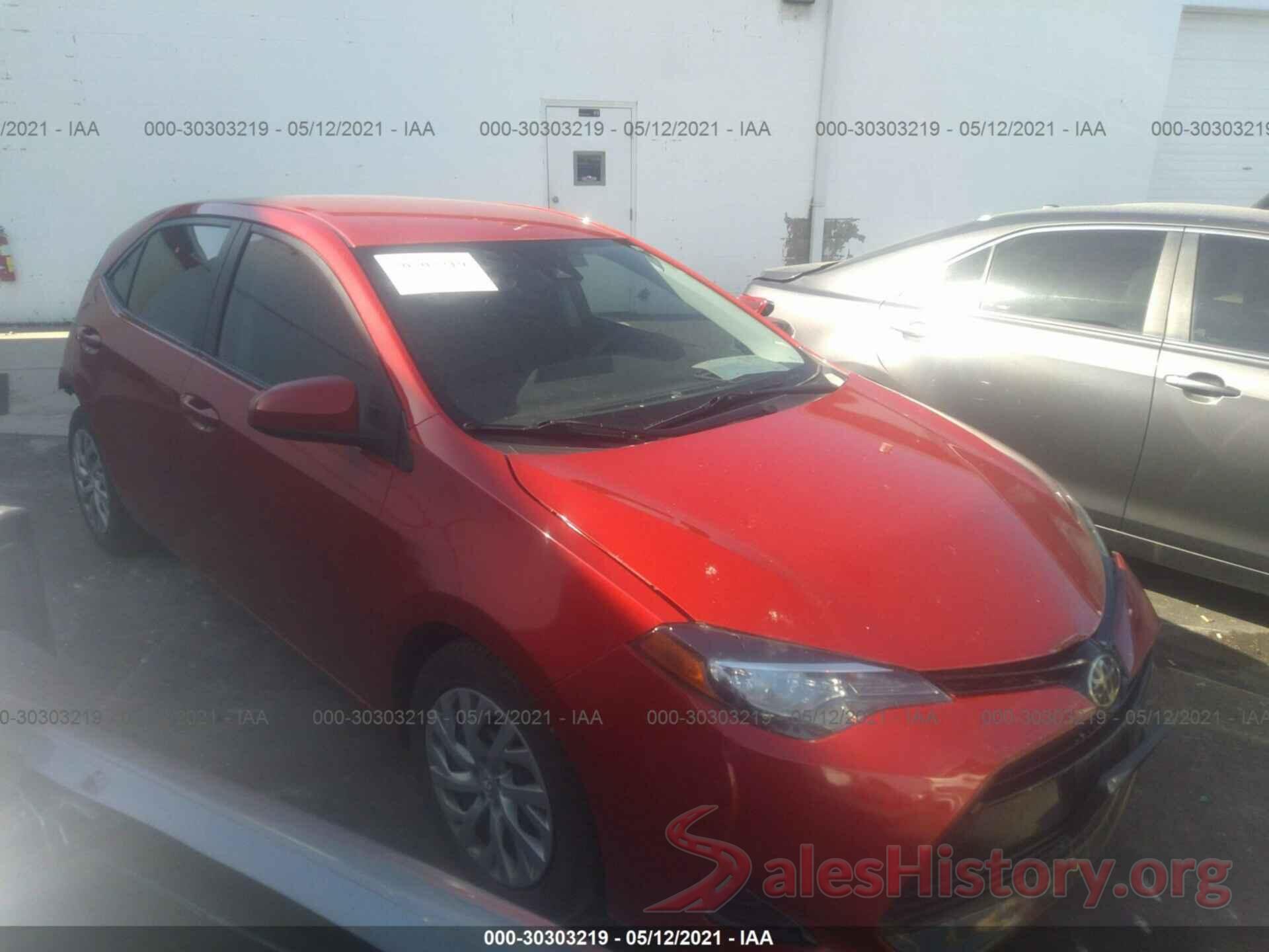 2T1BURHE9JC032471 2018 TOYOTA COROLLA