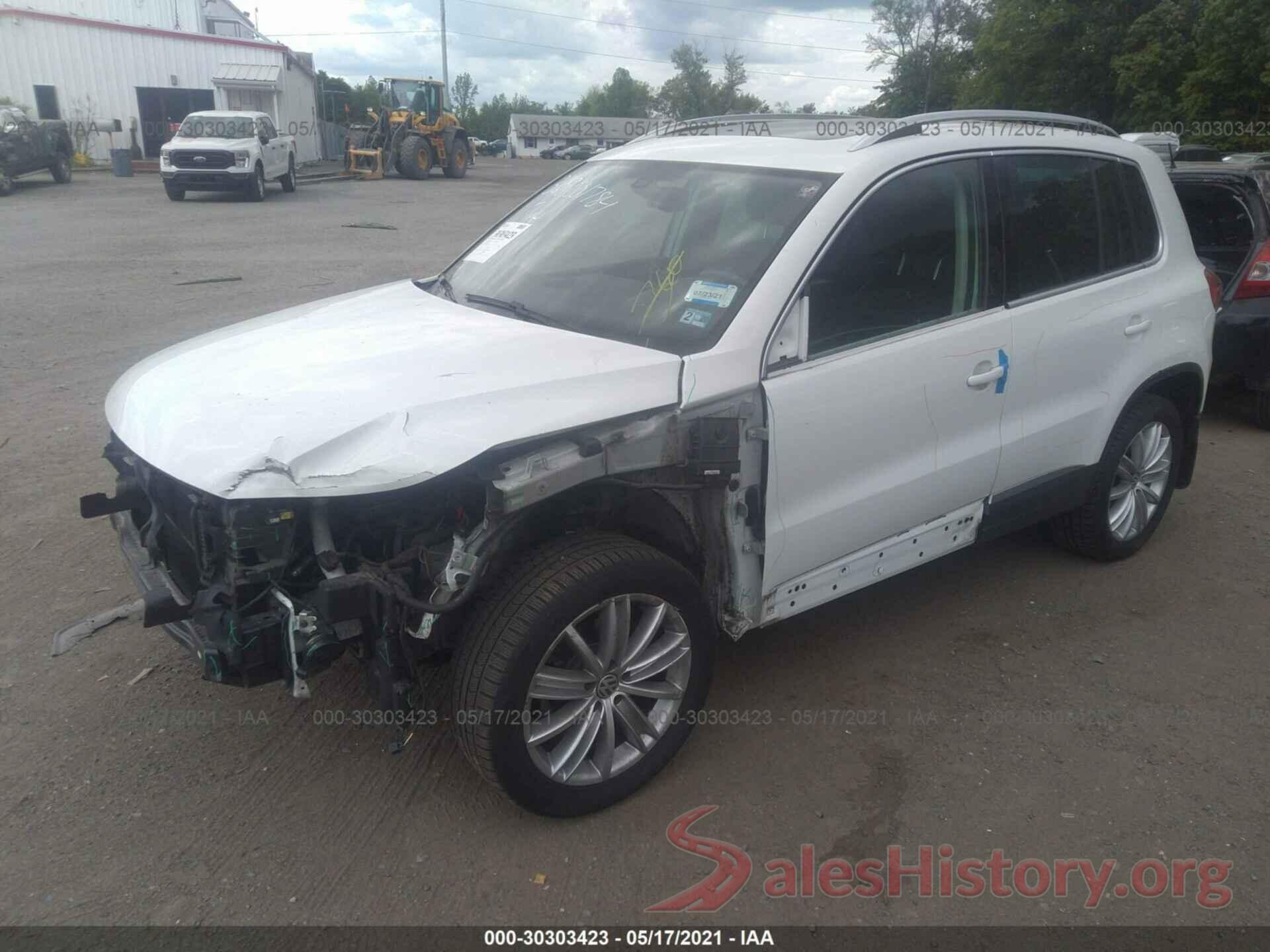 WVGBV7AX9GW561573 2016 VOLKSWAGEN TIGUAN