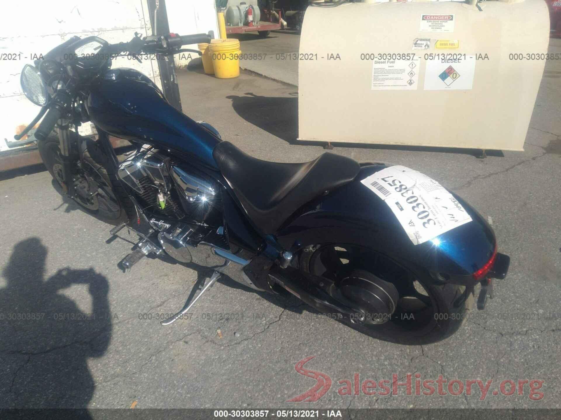 JH2SC6121KK400814 2019 HONDA VT1300