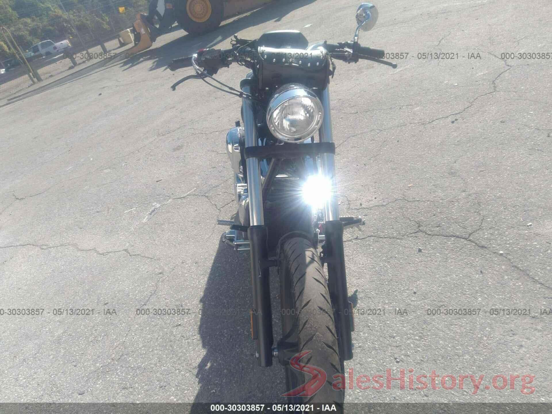 JH2SC6121KK400814 2019 HONDA VT1300