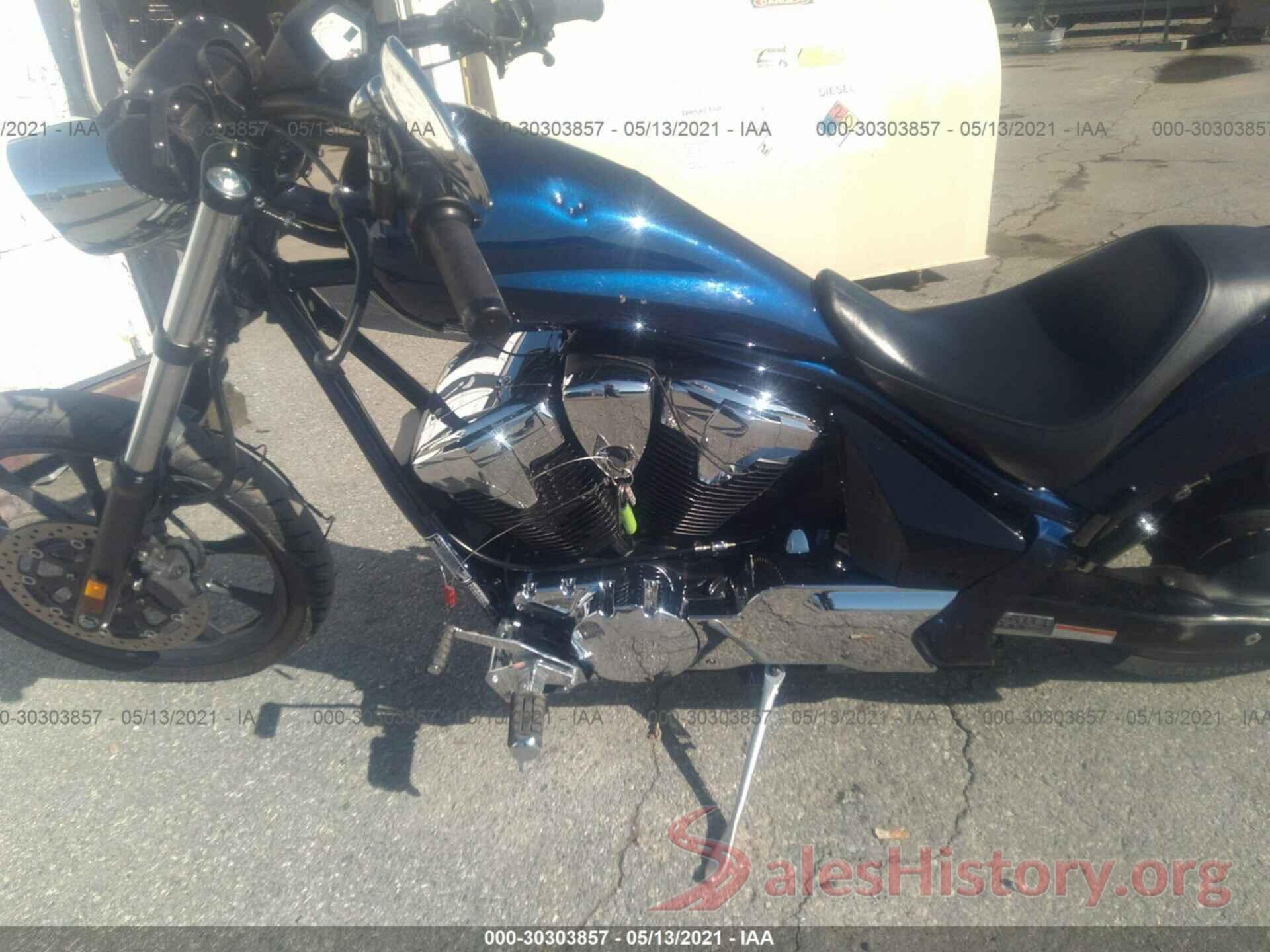 JH2SC6121KK400814 2019 HONDA VT1300