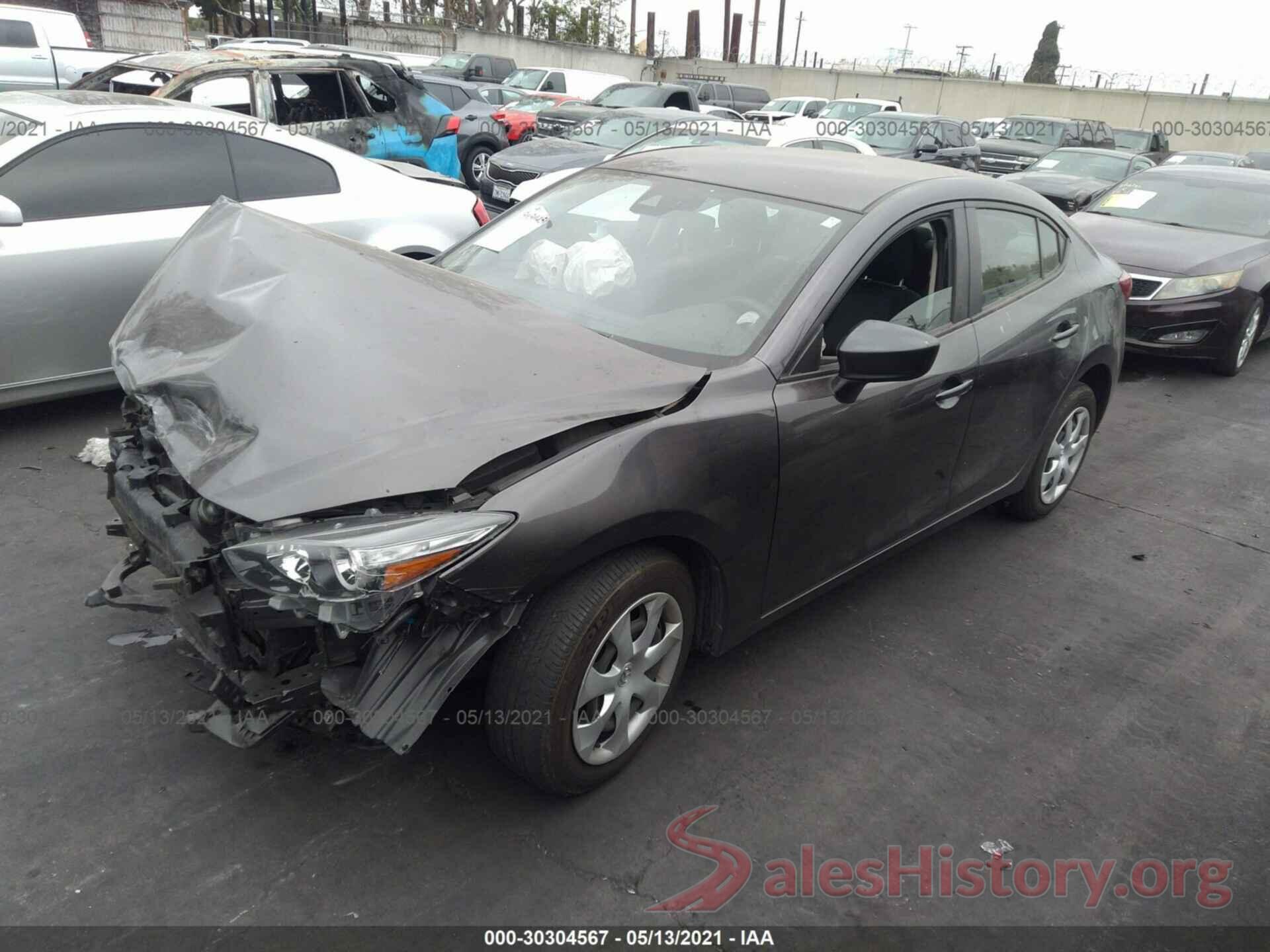 3MZBN1U75JM239739 2018 MAZDA MAZDA3 4-DOOR