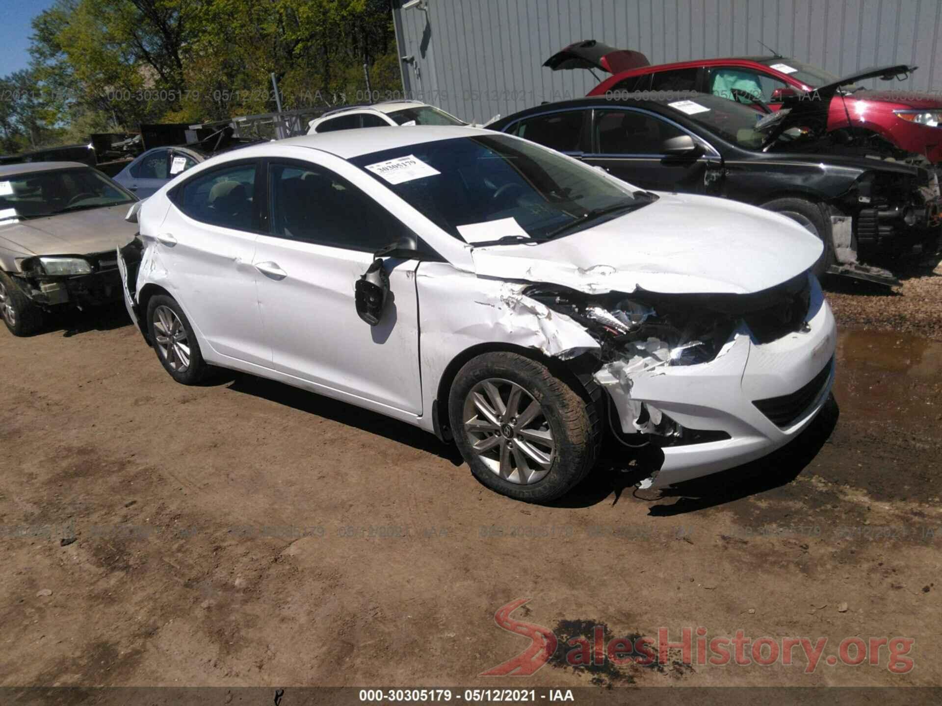 5NPDH4AE6GH709492 2016 HYUNDAI ELANTRA