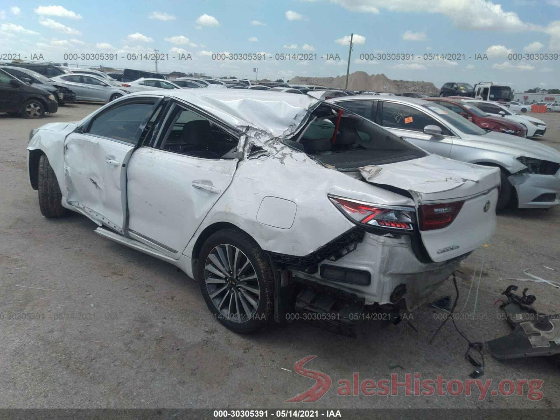 KNALB4J12H5065966 2017 KIA CADENZA