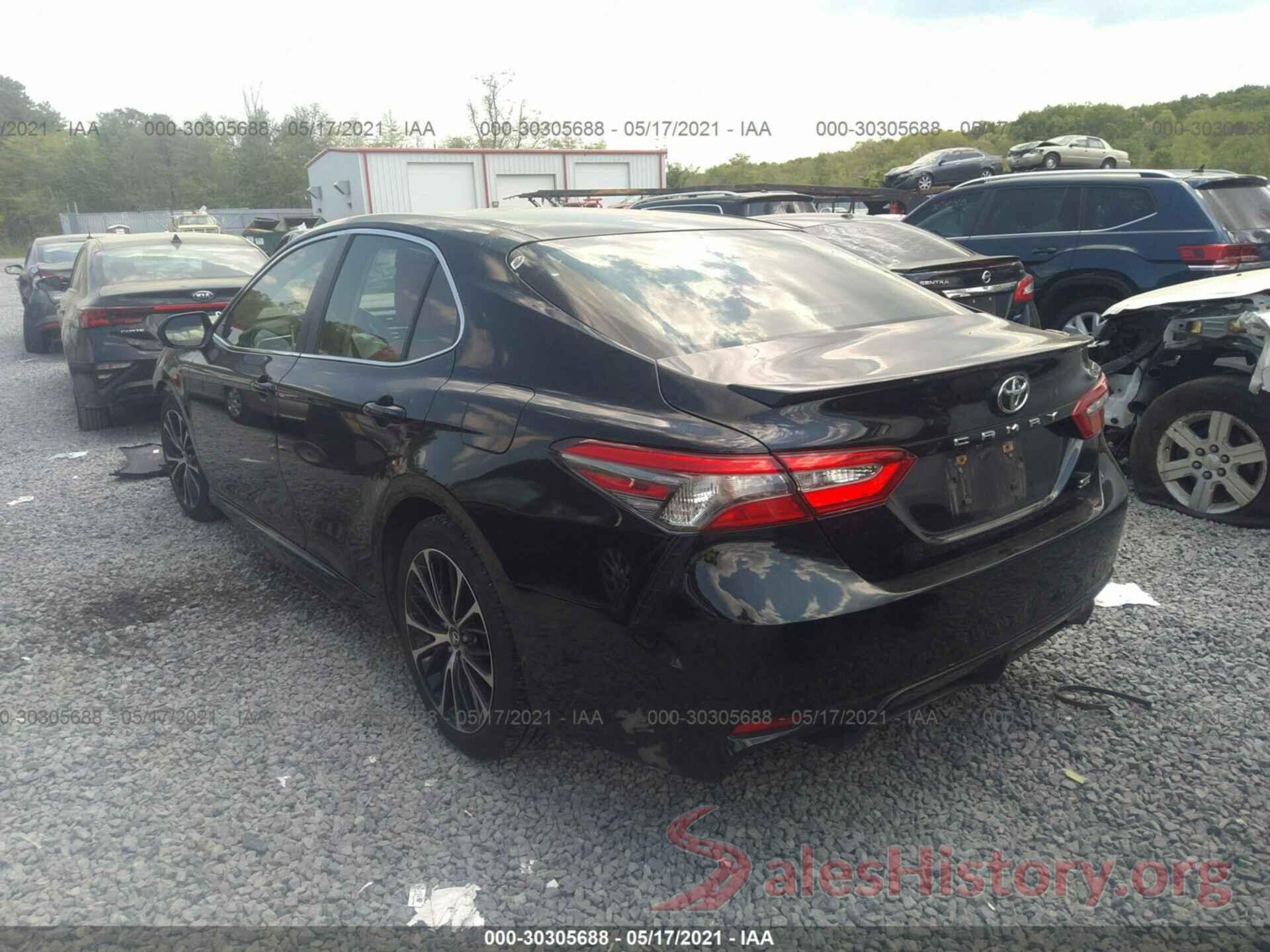 JTNB11HK0J3009410 2018 TOYOTA CAMRY