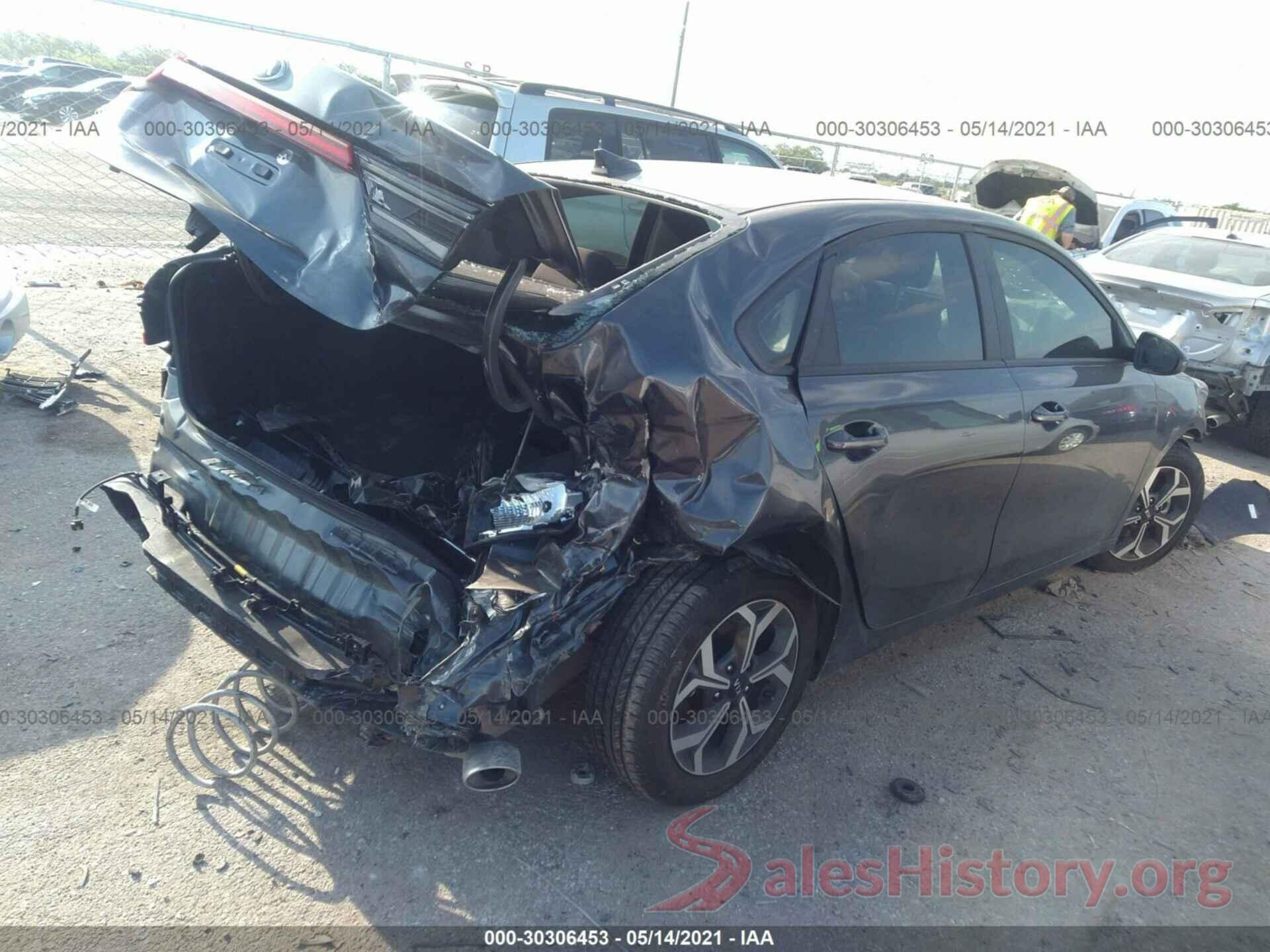 3KPF24AD8ME299506 2021 KIA FORTE