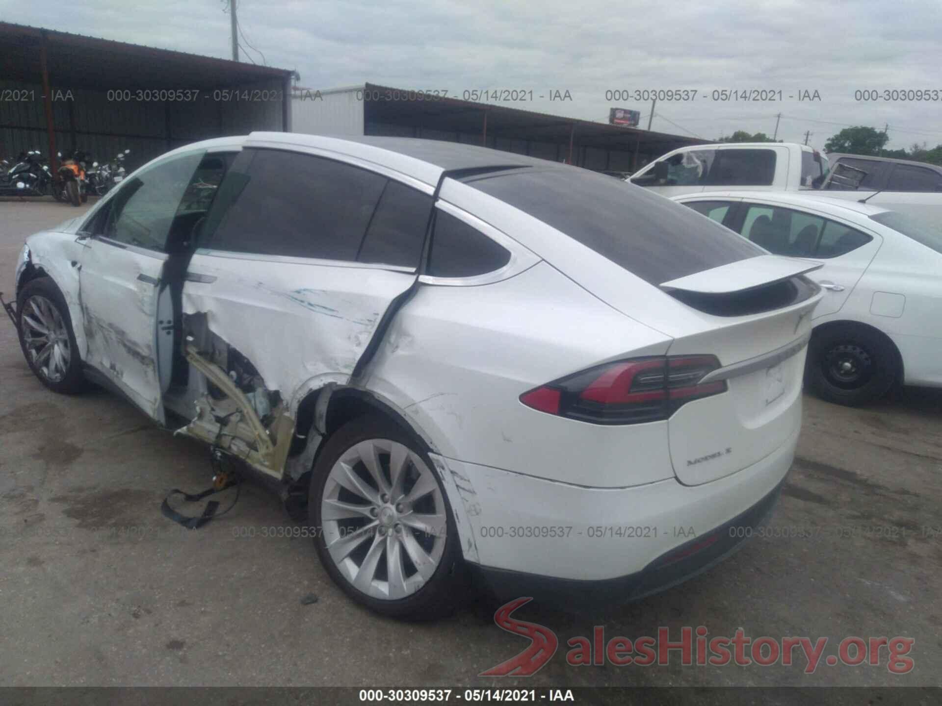 5YJXCDE23JF139761 2018 TESLA MODEL X