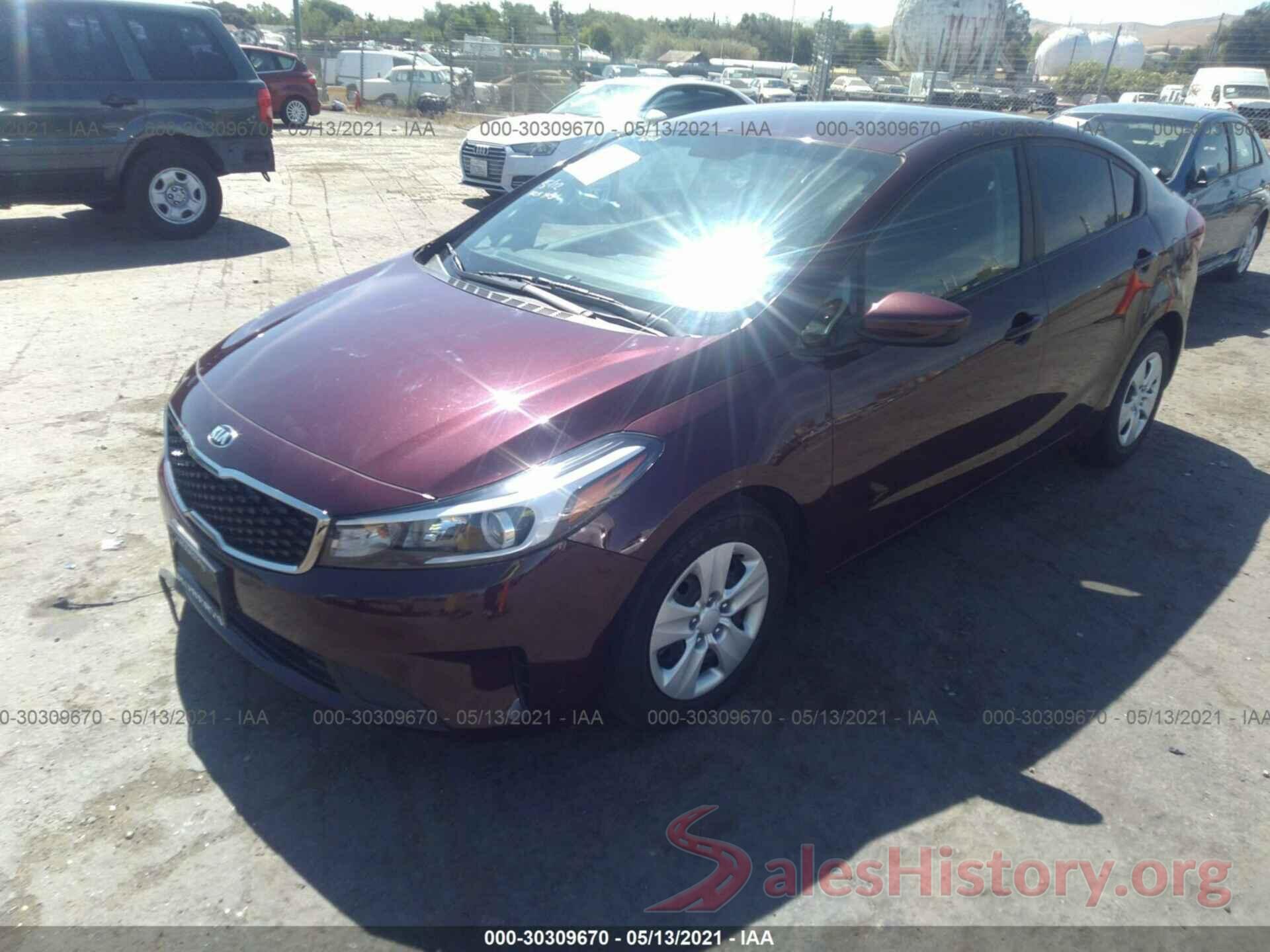 3KPFK4A76HE114580 2017 KIA FORTE