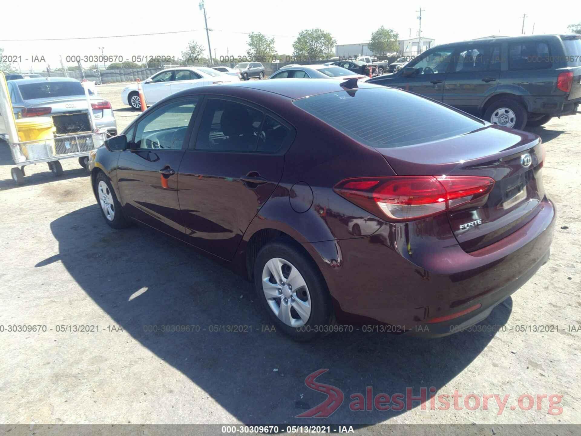 3KPFK4A76HE114580 2017 KIA FORTE