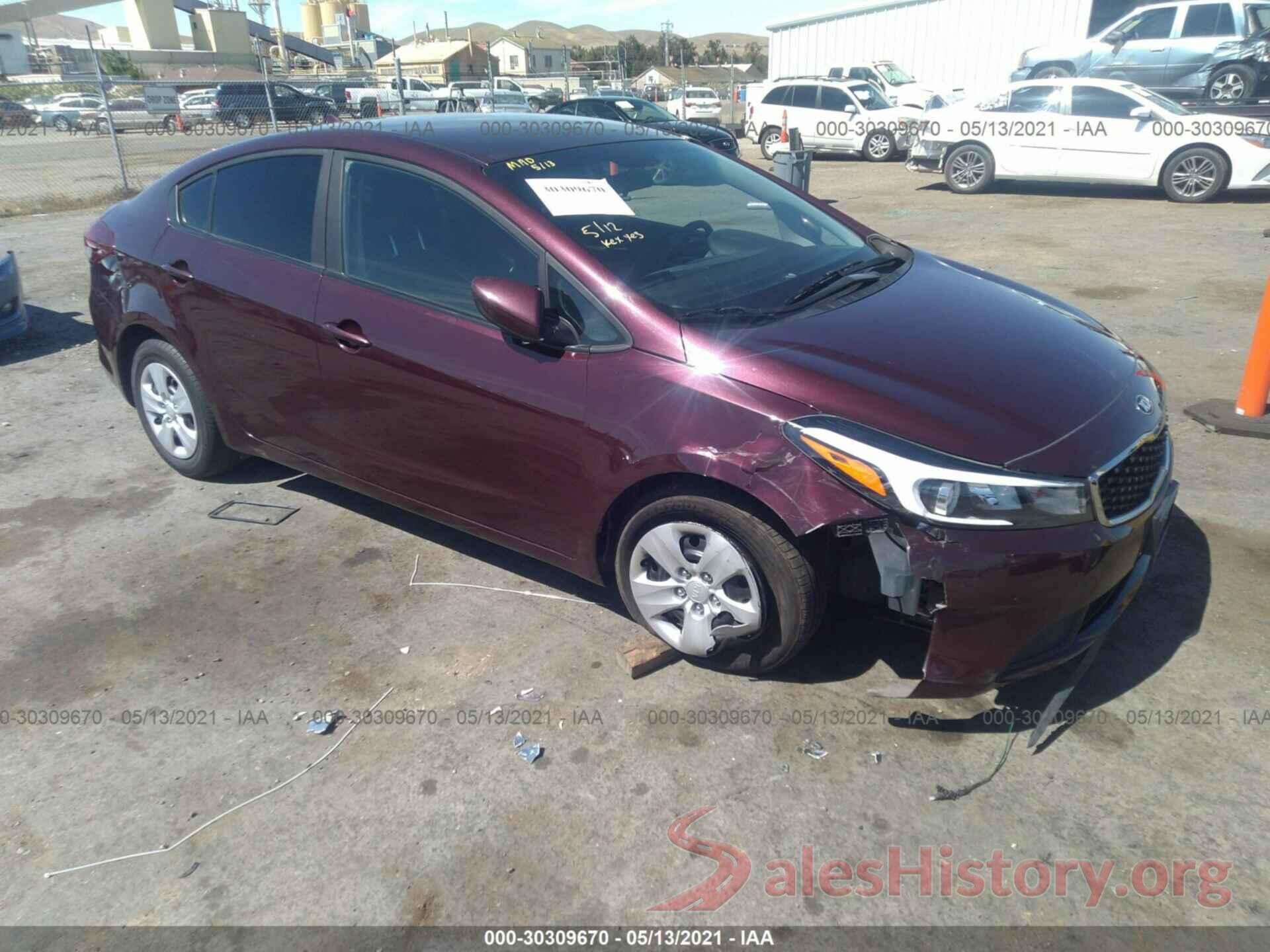 3KPFK4A76HE114580 2017 KIA FORTE