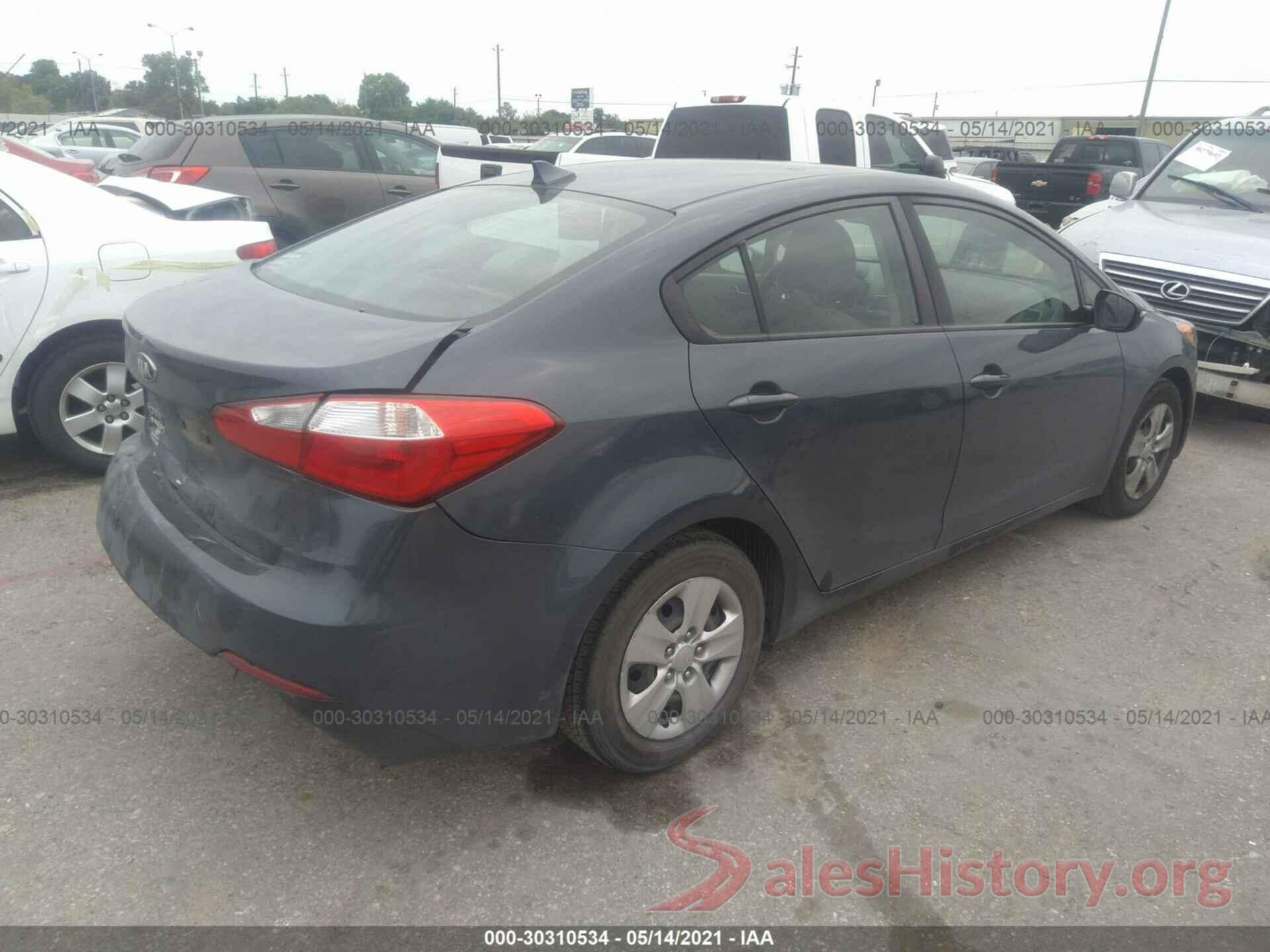 KNAFX4A6XG5608117 2016 KIA FORTE