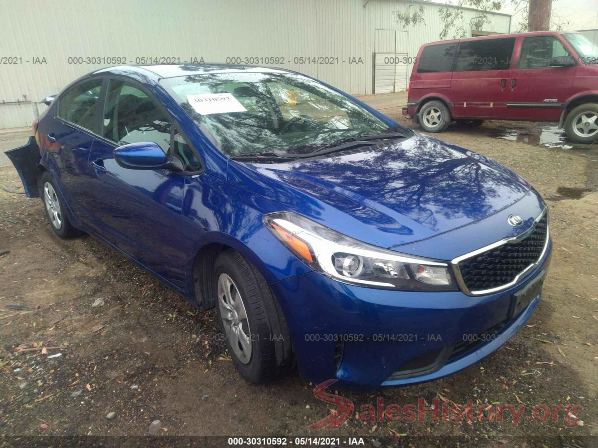 3KPFK4A7XHE123704 2017 KIA FORTE