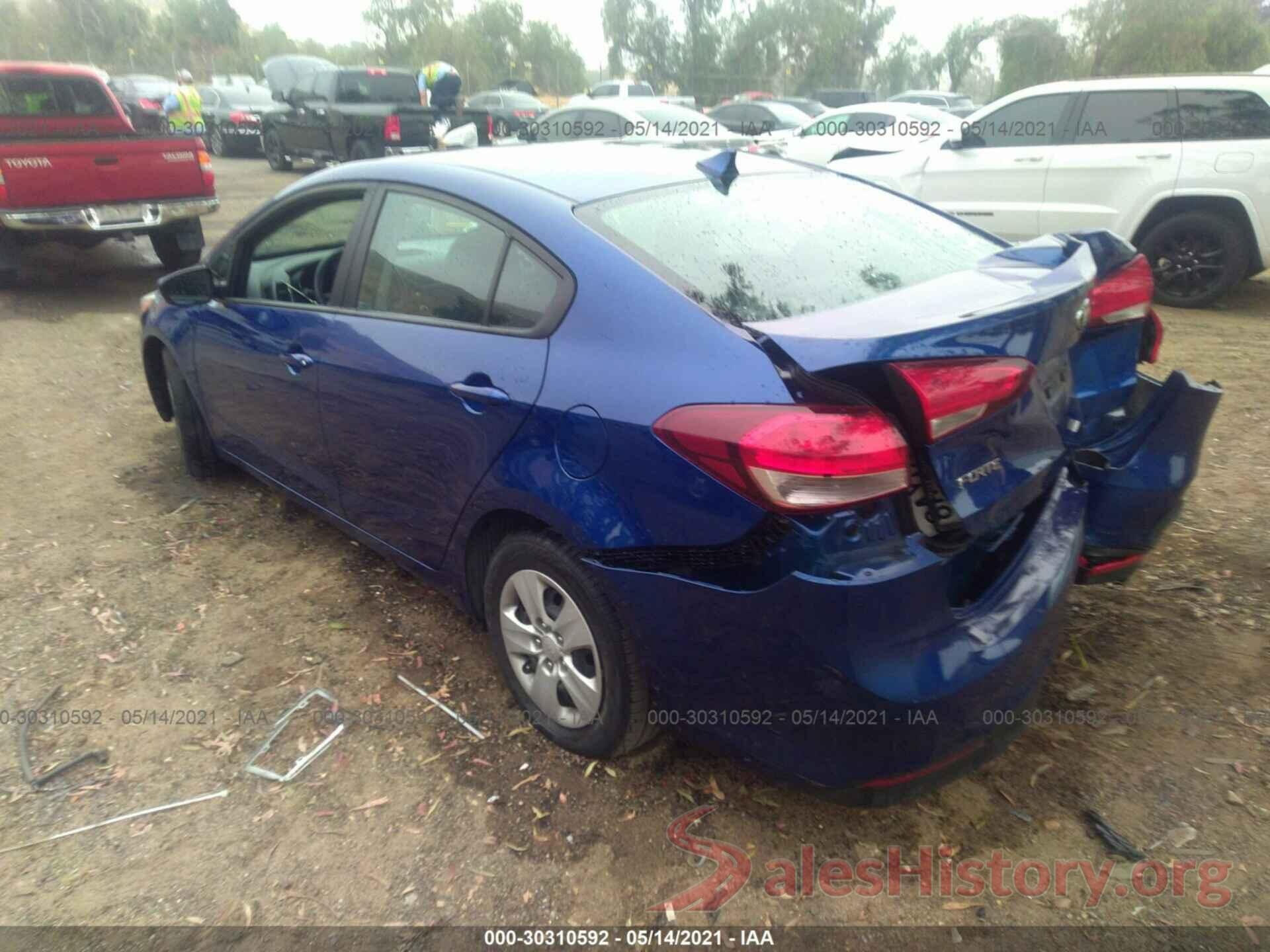 3KPFK4A7XHE123704 2017 KIA FORTE