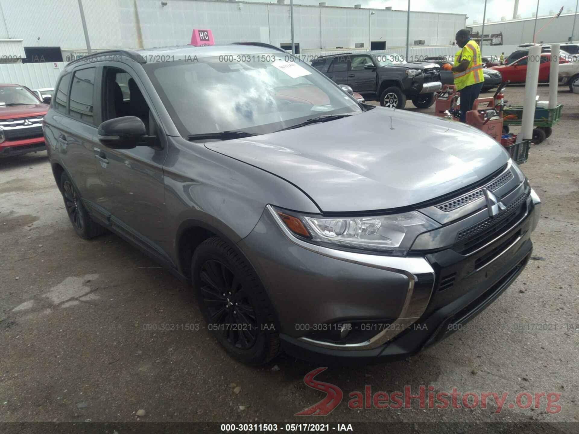 JA4AD3A39LZ035035 2020 MITSUBISHI OUTLANDER