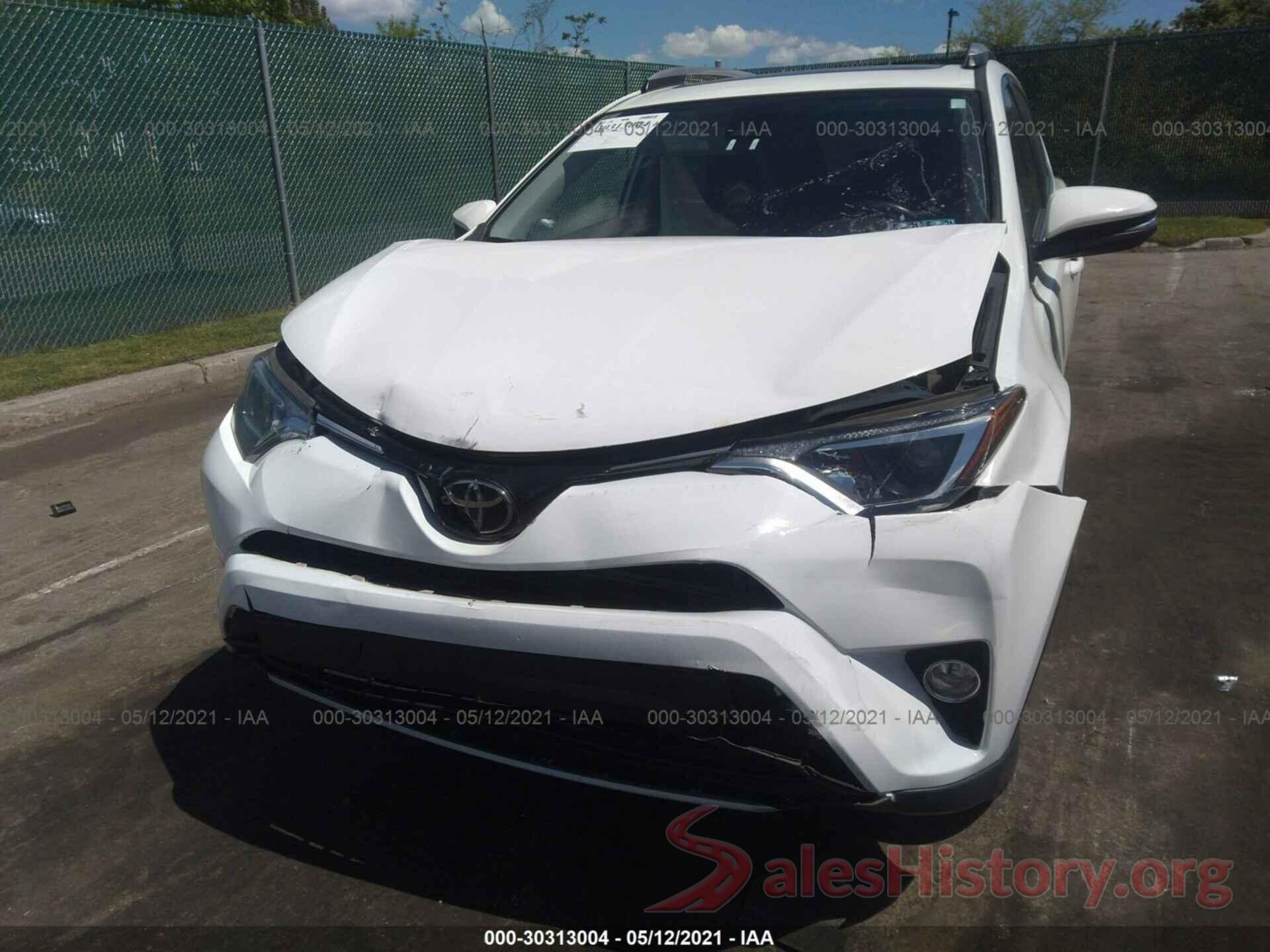 JTMRFREV1JD238982 2018 TOYOTA RAV4