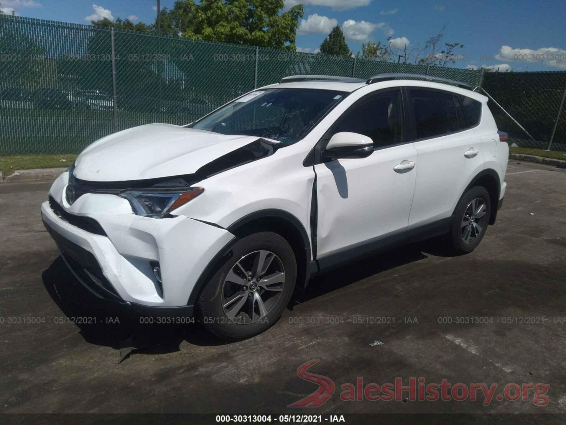 JTMRFREV1JD238982 2018 TOYOTA RAV4