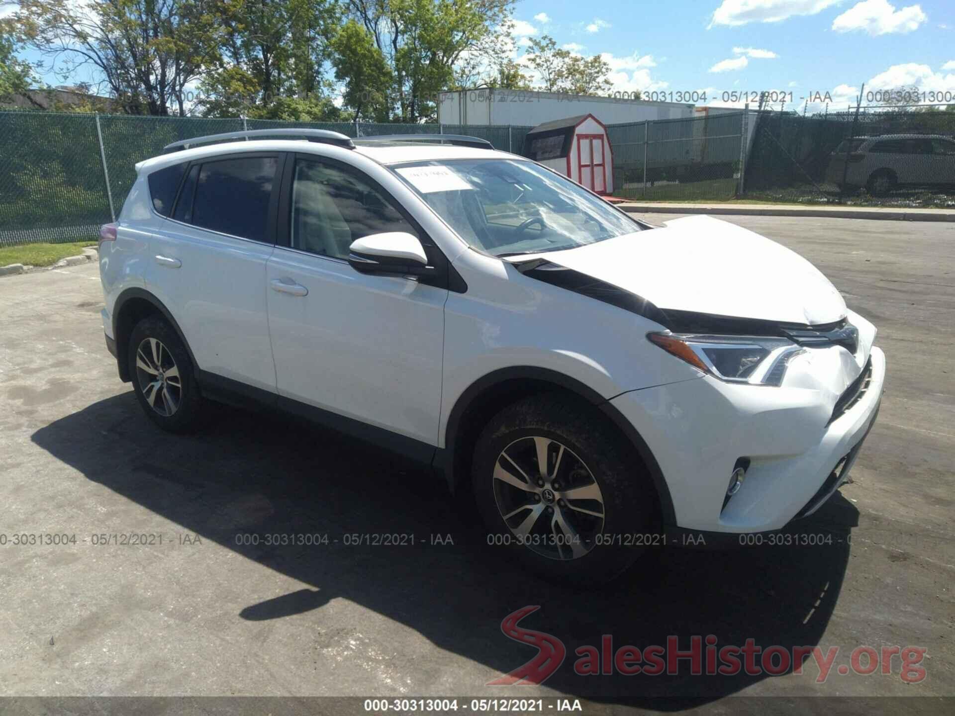 JTMRFREV1JD238982 2018 TOYOTA RAV4