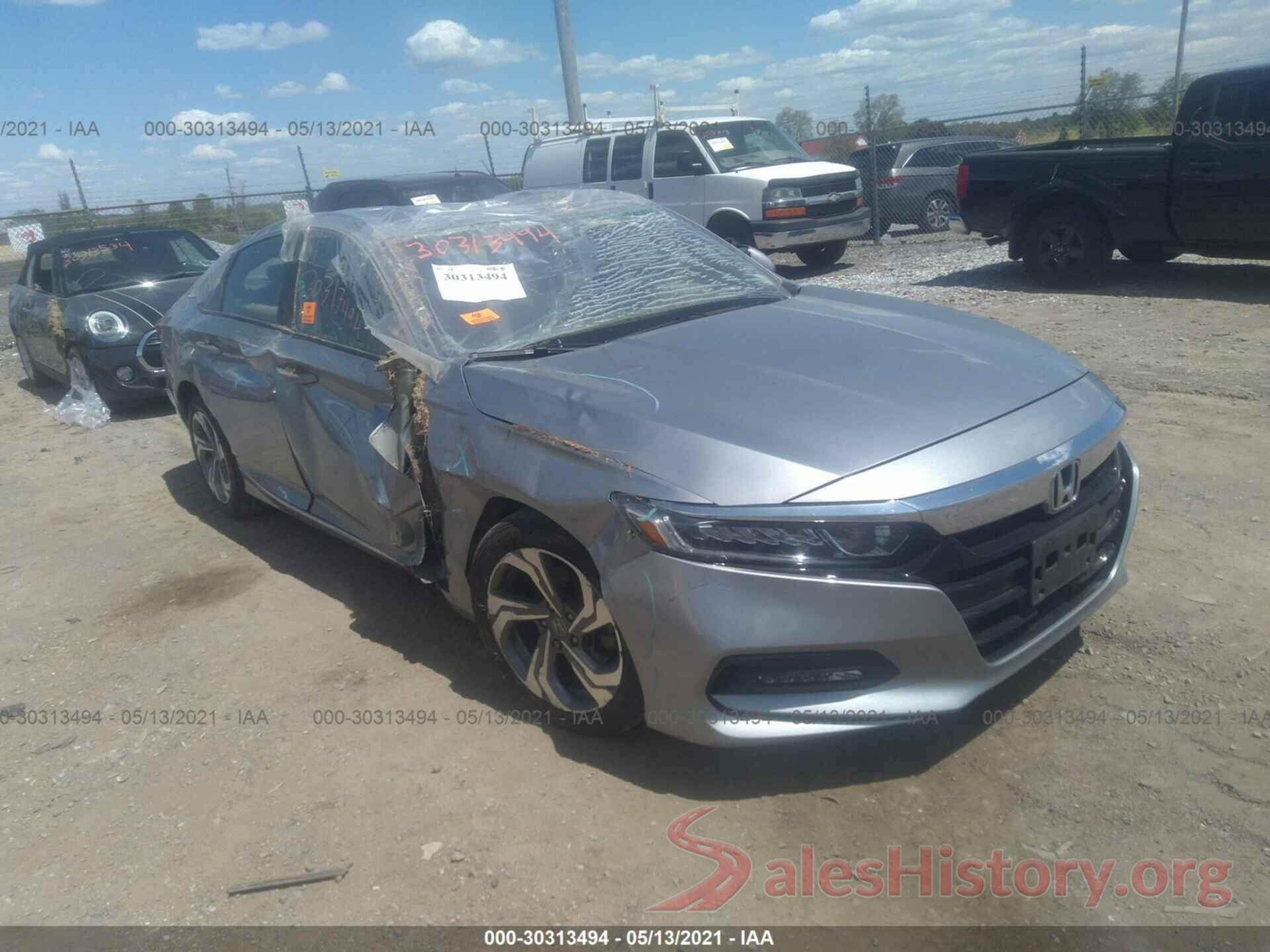 1HGCV1F43JA253518 2018 HONDA ACCORD SEDAN