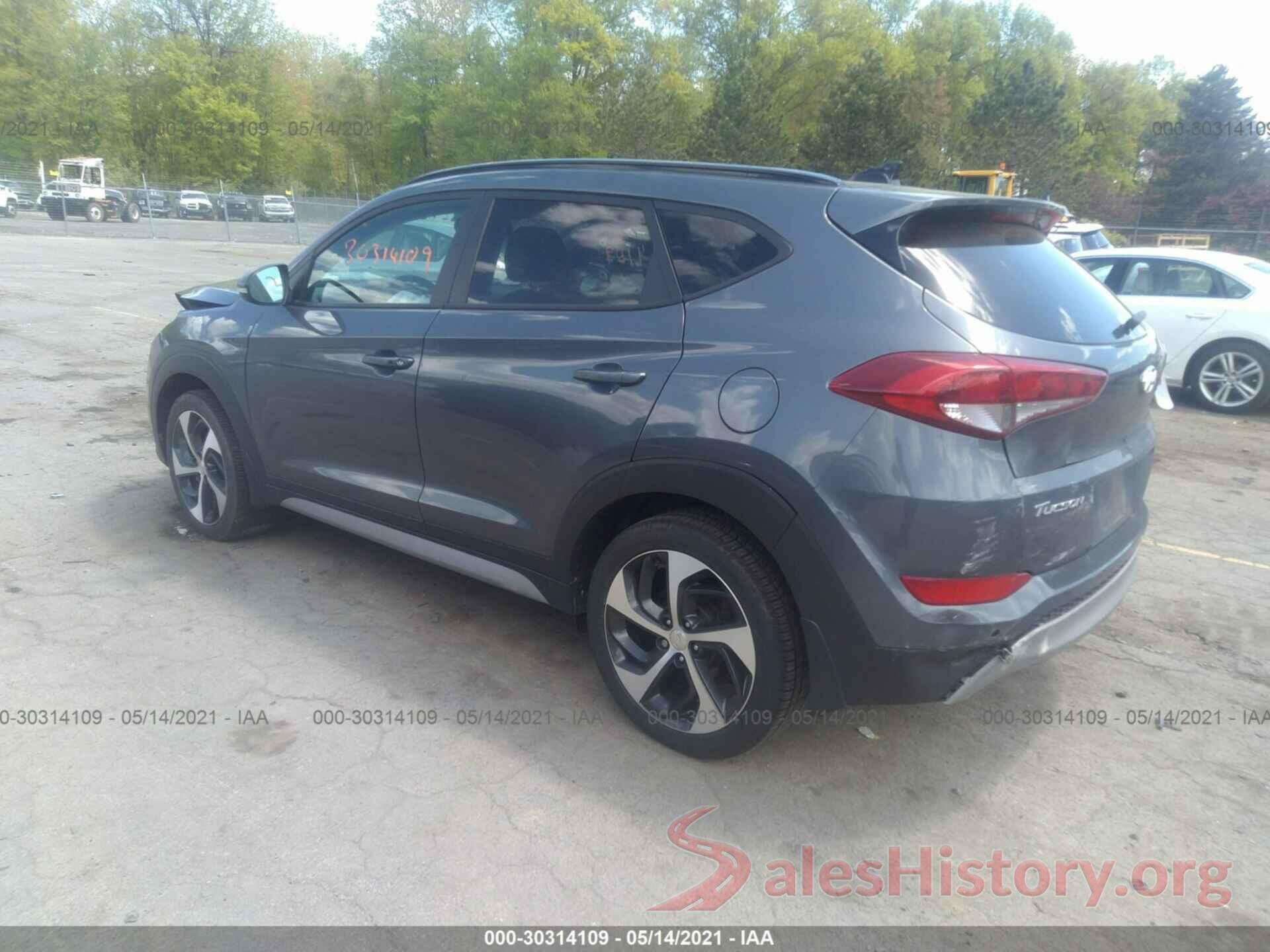 KM8J3CA29JU755876 2018 HYUNDAI TUCSON