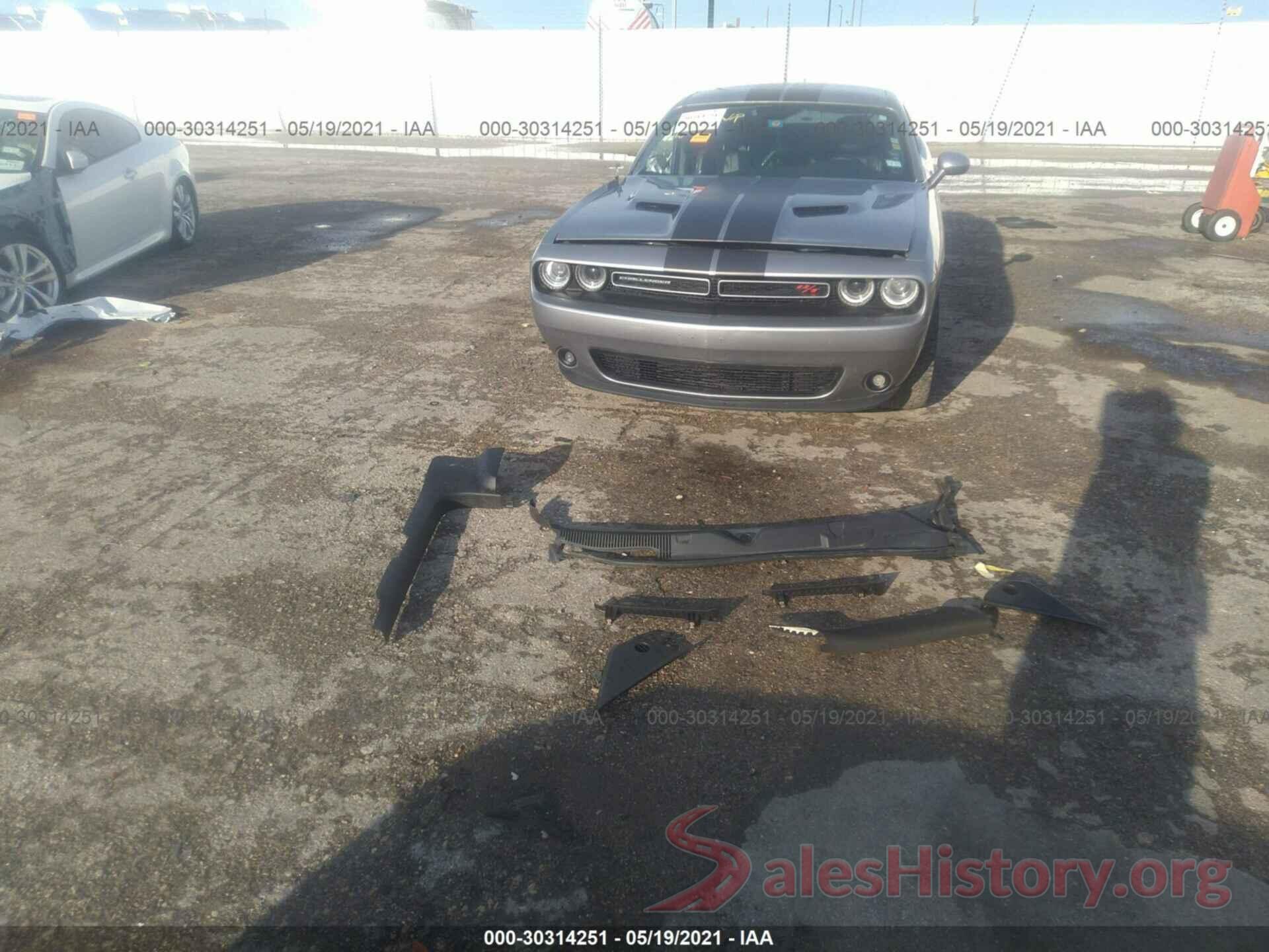 2C3CDZBT0JH327299 2018 DODGE CHALLENGER