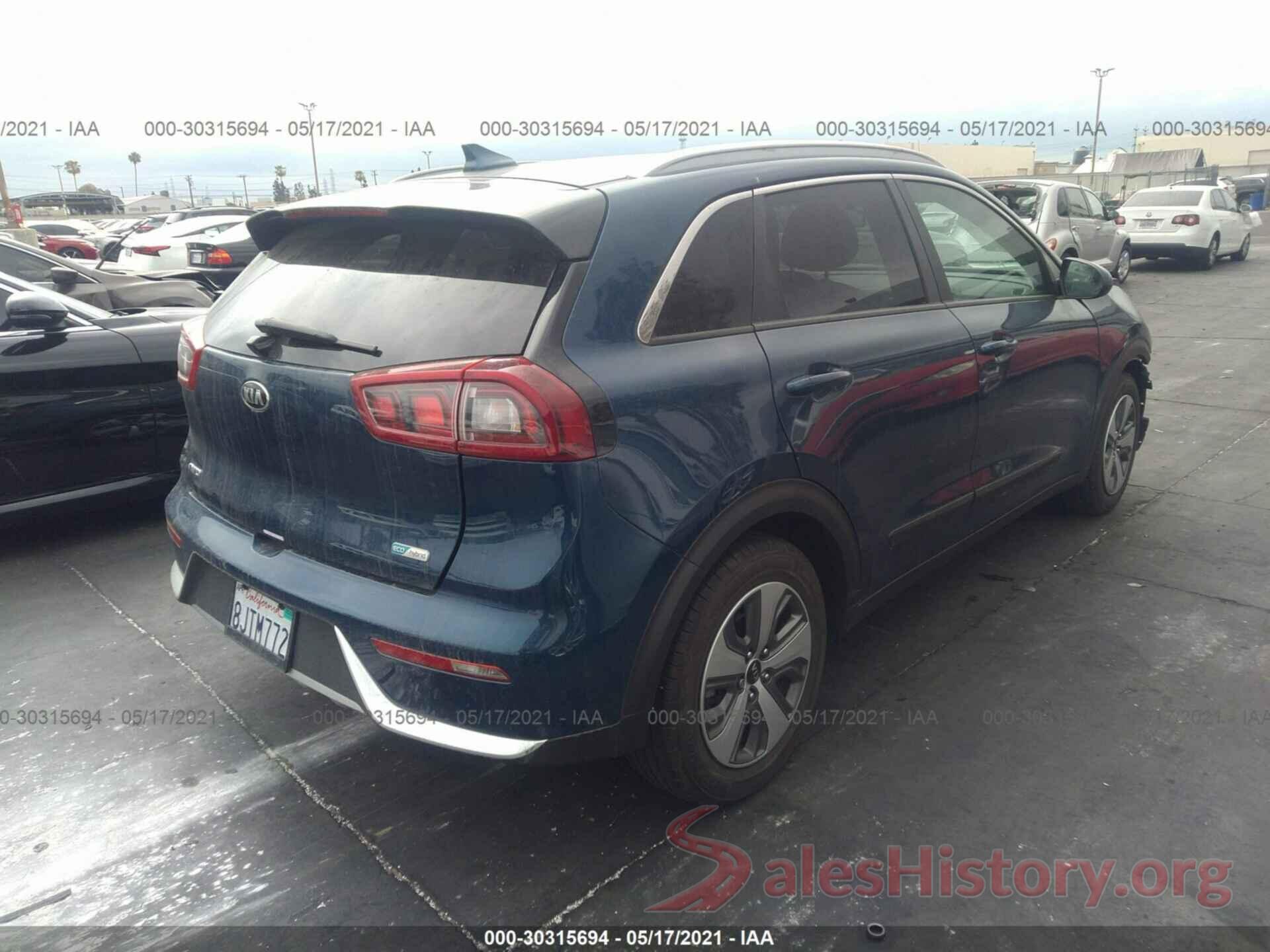 KNDCB3LC2K5243104 2019 KIA NIRO