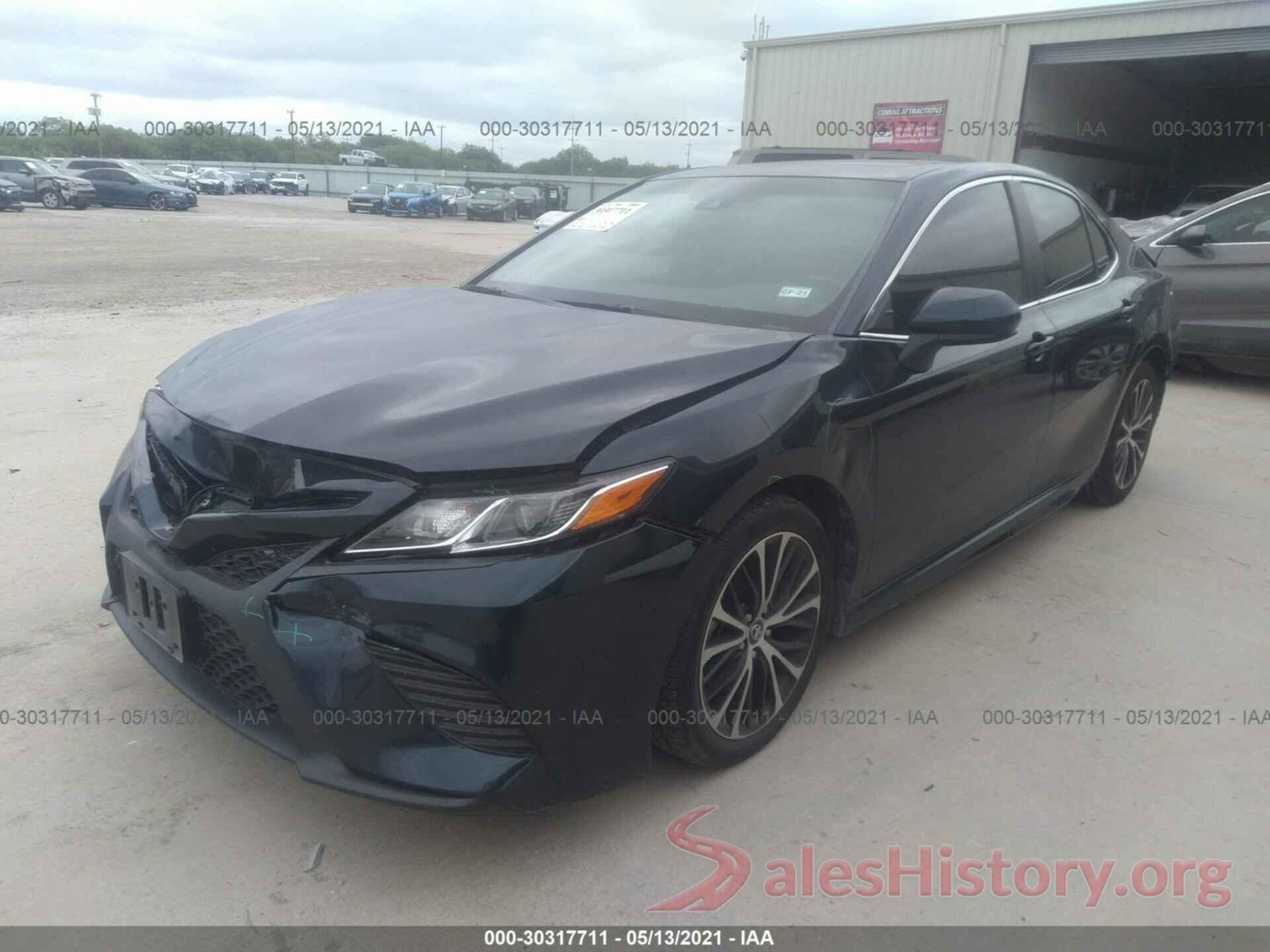 4T1B11HK7JU643095 2018 TOYOTA CAMRY