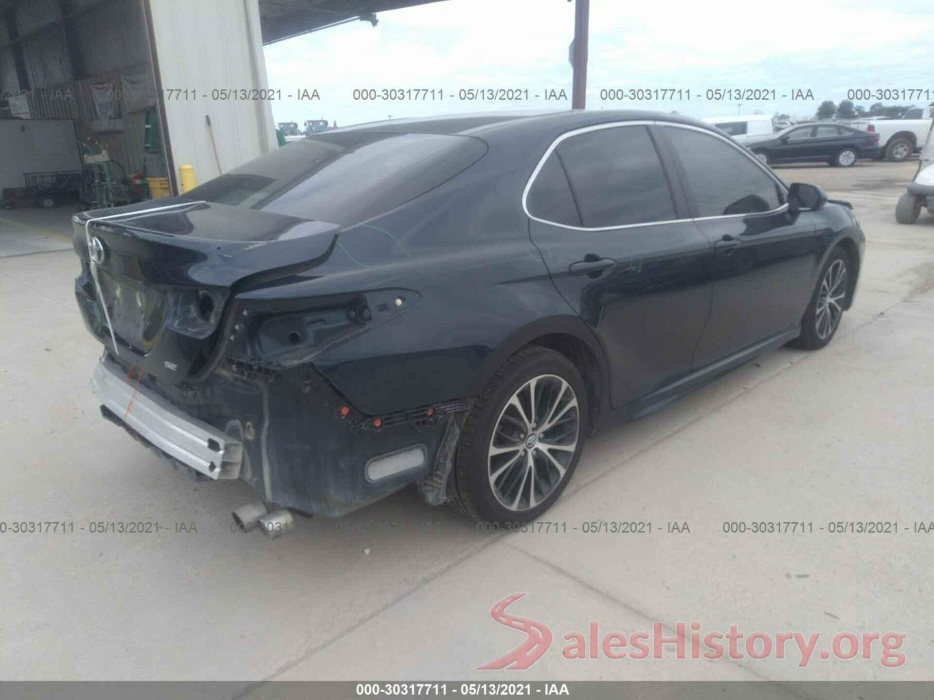 4T1B11HK7JU643095 2018 TOYOTA CAMRY