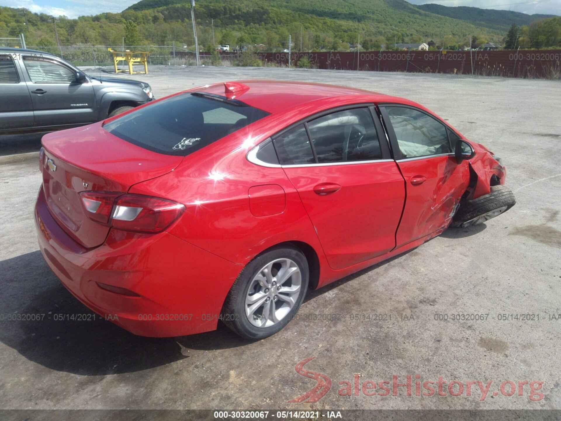 1G1BE5SM4K7114822 2019 CHEVROLET CRUZE