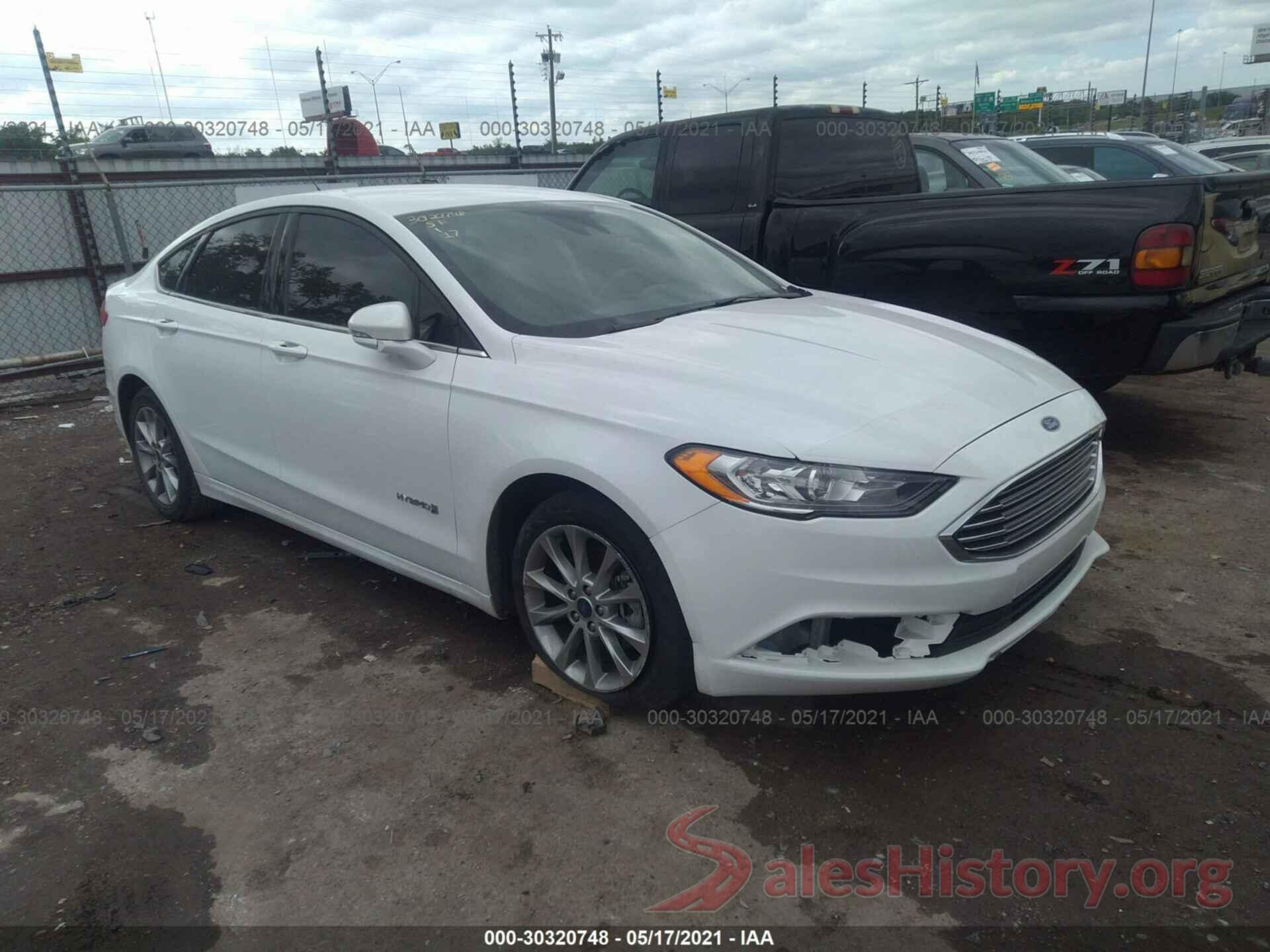 3FA6P0LUXHR297042 2017 FORD FUSION