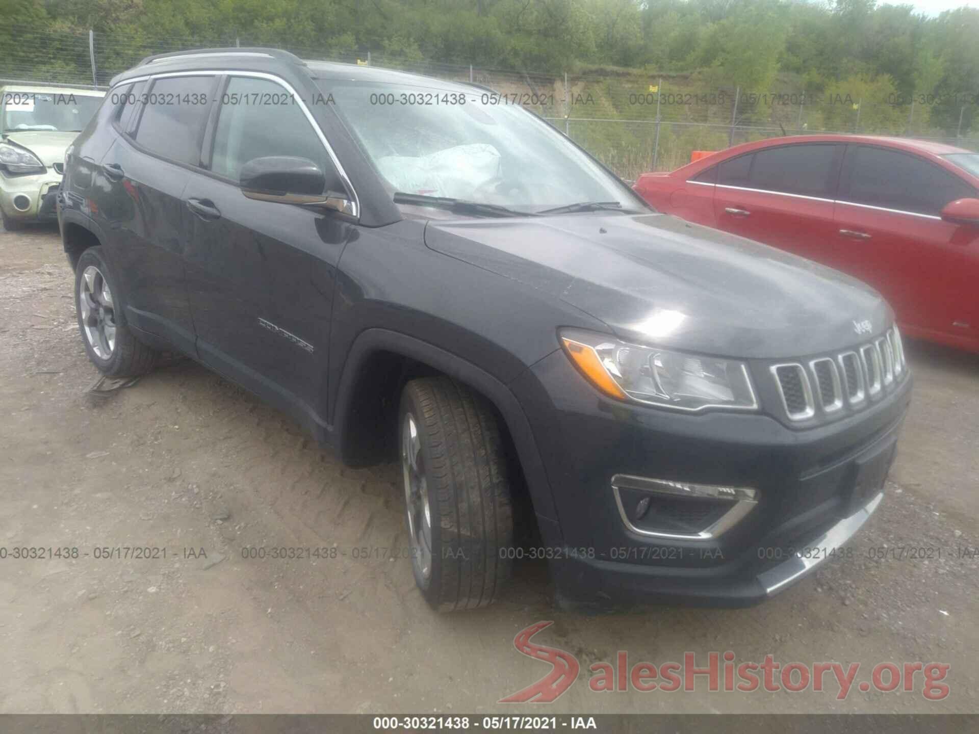 3C4NJDCB8JT264577 2018 JEEP COMPASS