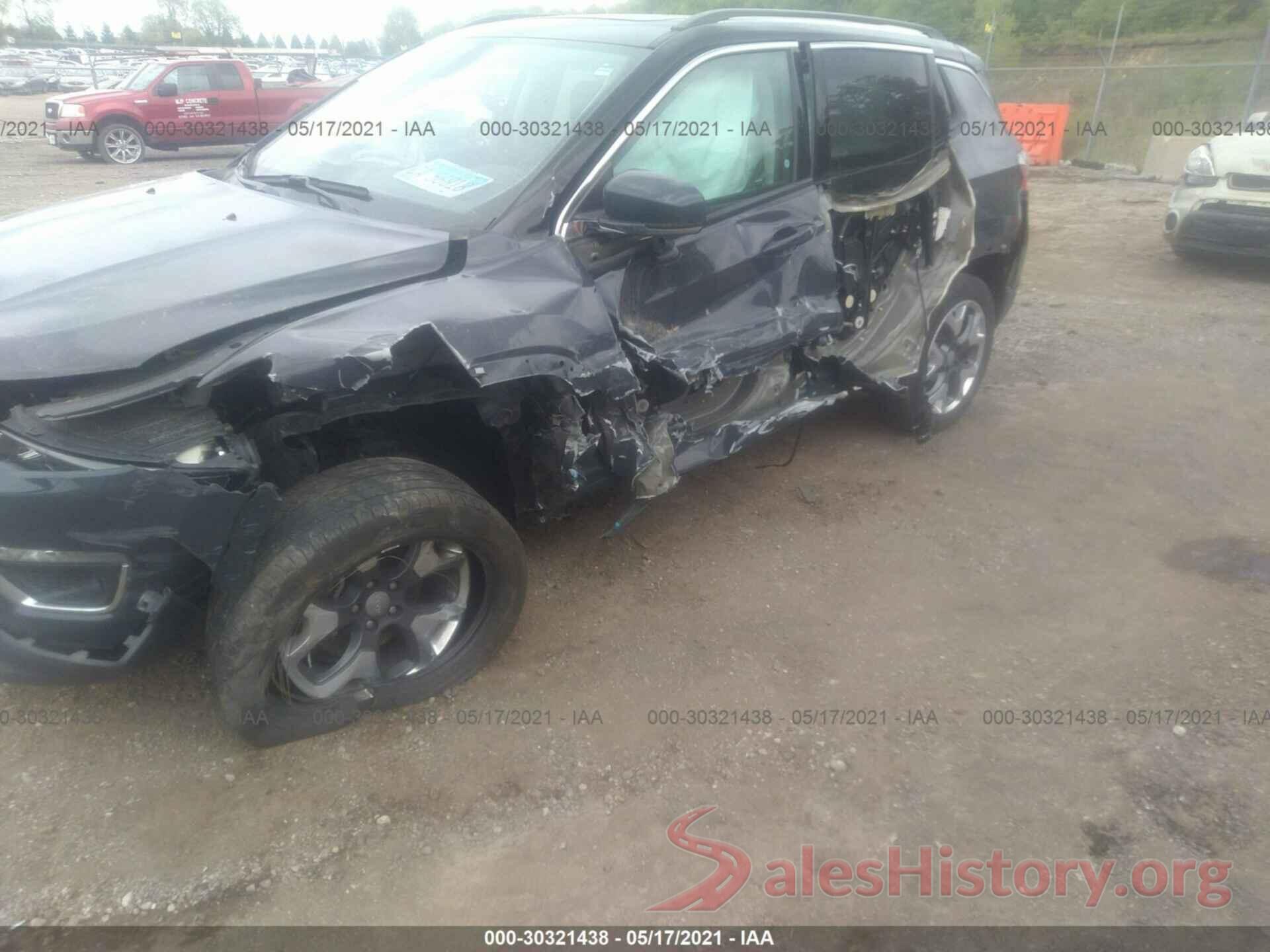 3C4NJDCB8JT264577 2018 JEEP COMPASS