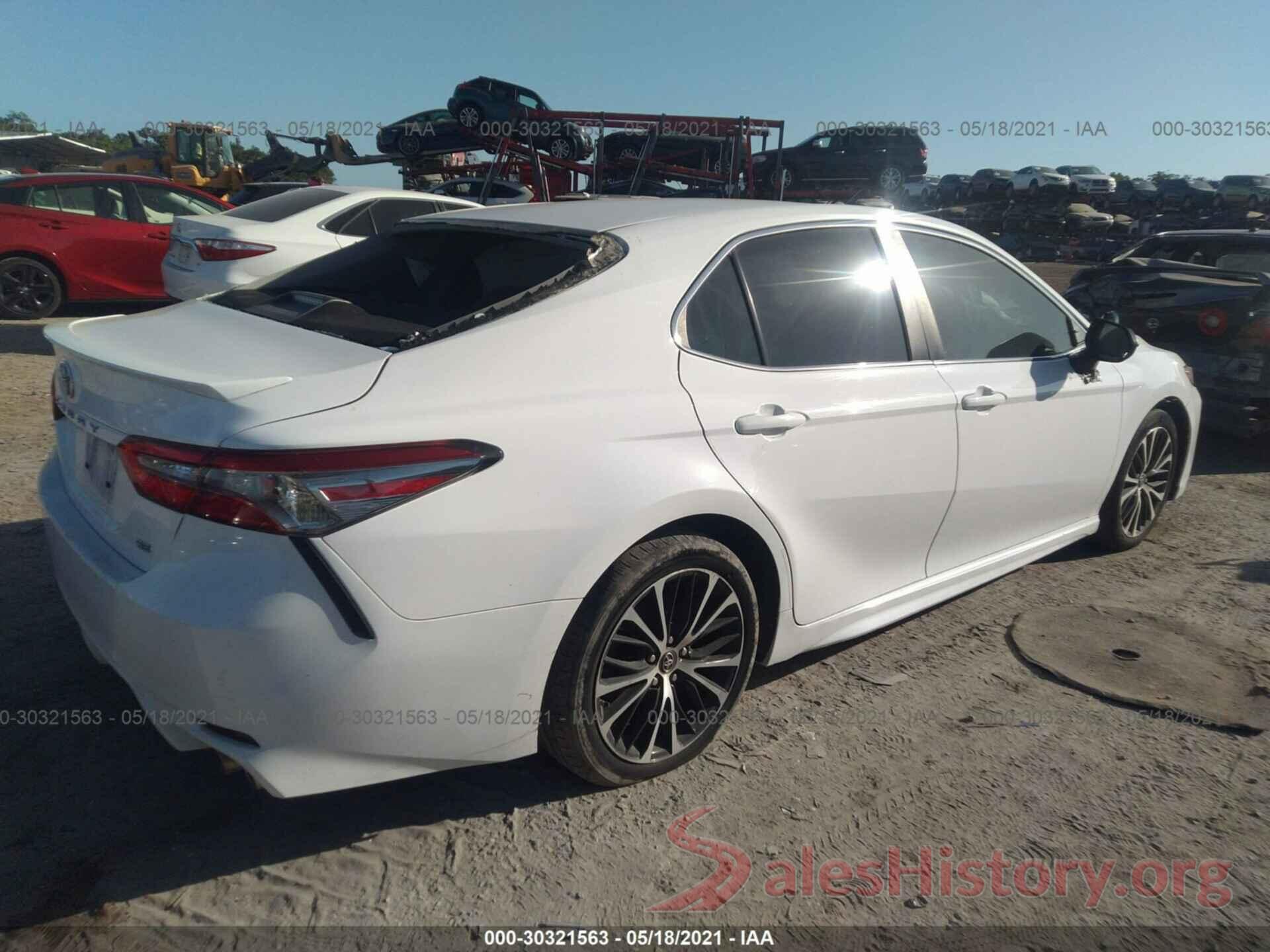 4T1B11HK0JU057659 2018 TOYOTA CAMRY