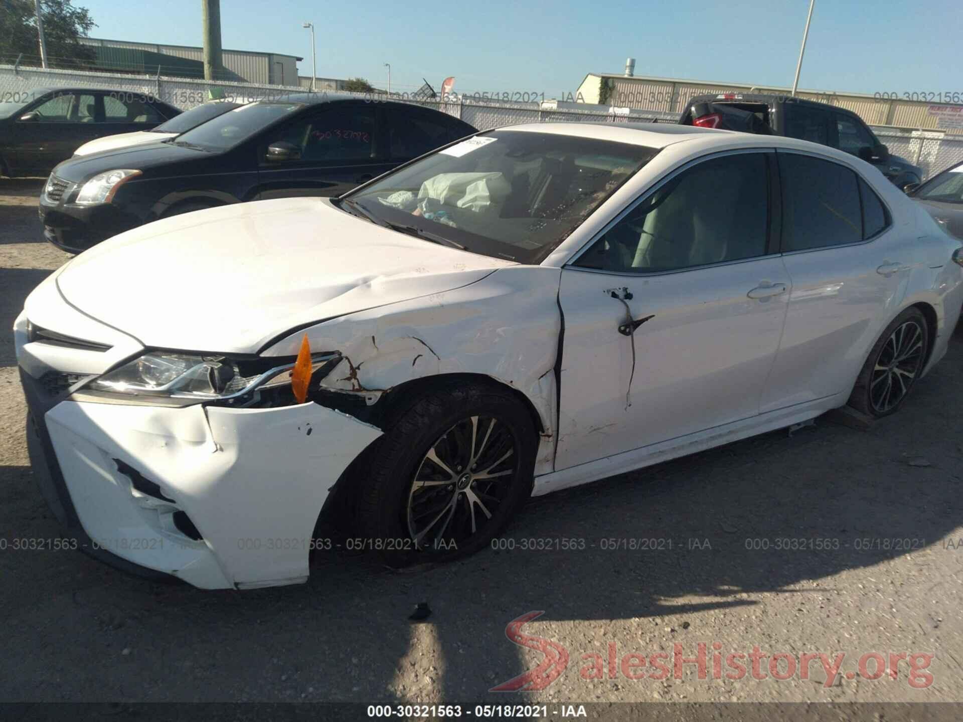 4T1B11HK0JU057659 2018 TOYOTA CAMRY