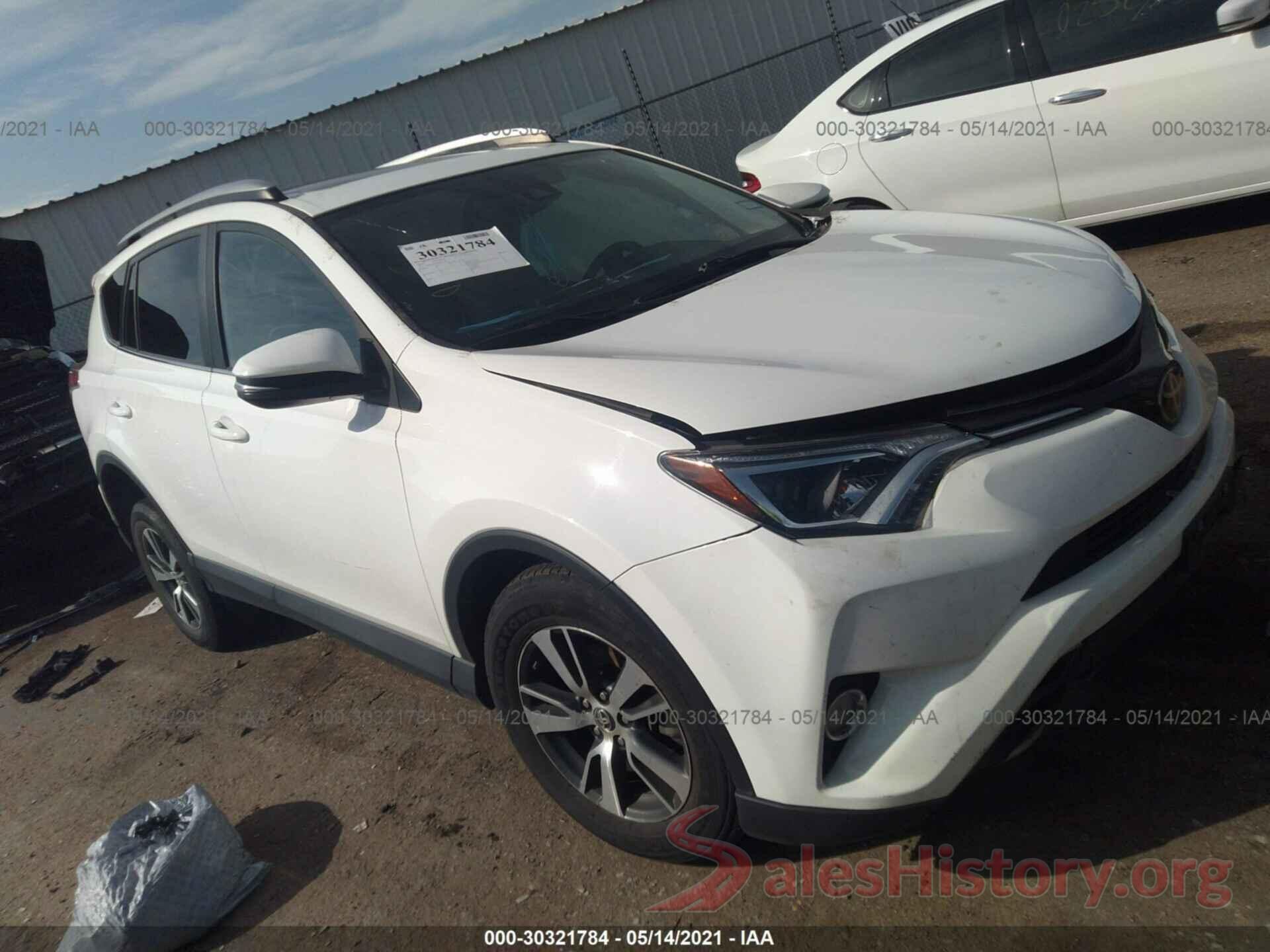 2T3WFREV0JW447359 2018 TOYOTA RAV4