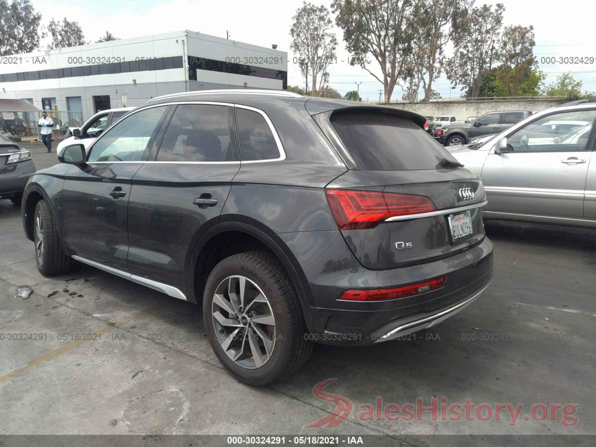 WA1AAAFY0M2027059 2021 AUDI Q5