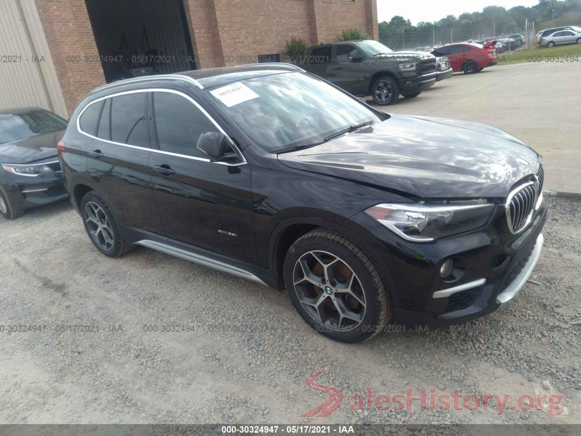 WBXHT3C33J5F89668 2018 BMW X1