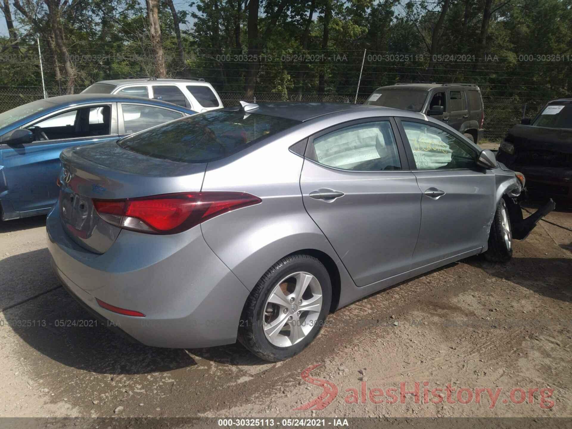 5NPDH4AE8GH754823 2016 HYUNDAI ELANTRA