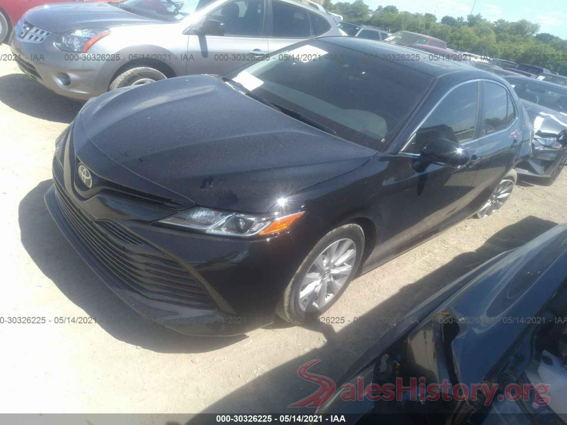 JTNB11HK9J3000544 2018 TOYOTA CAMRY