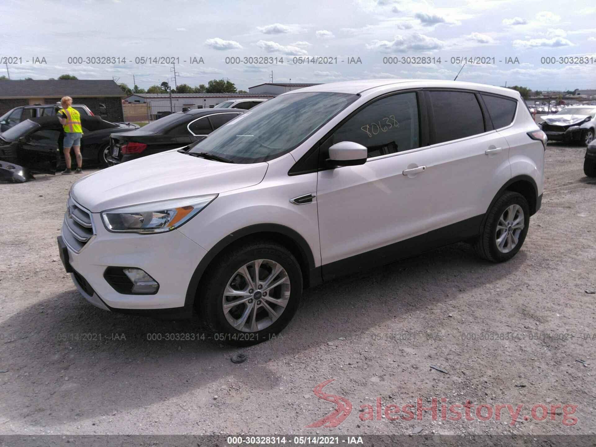 1FMCU9G94HUC10725 2017 FORD ESCAPE