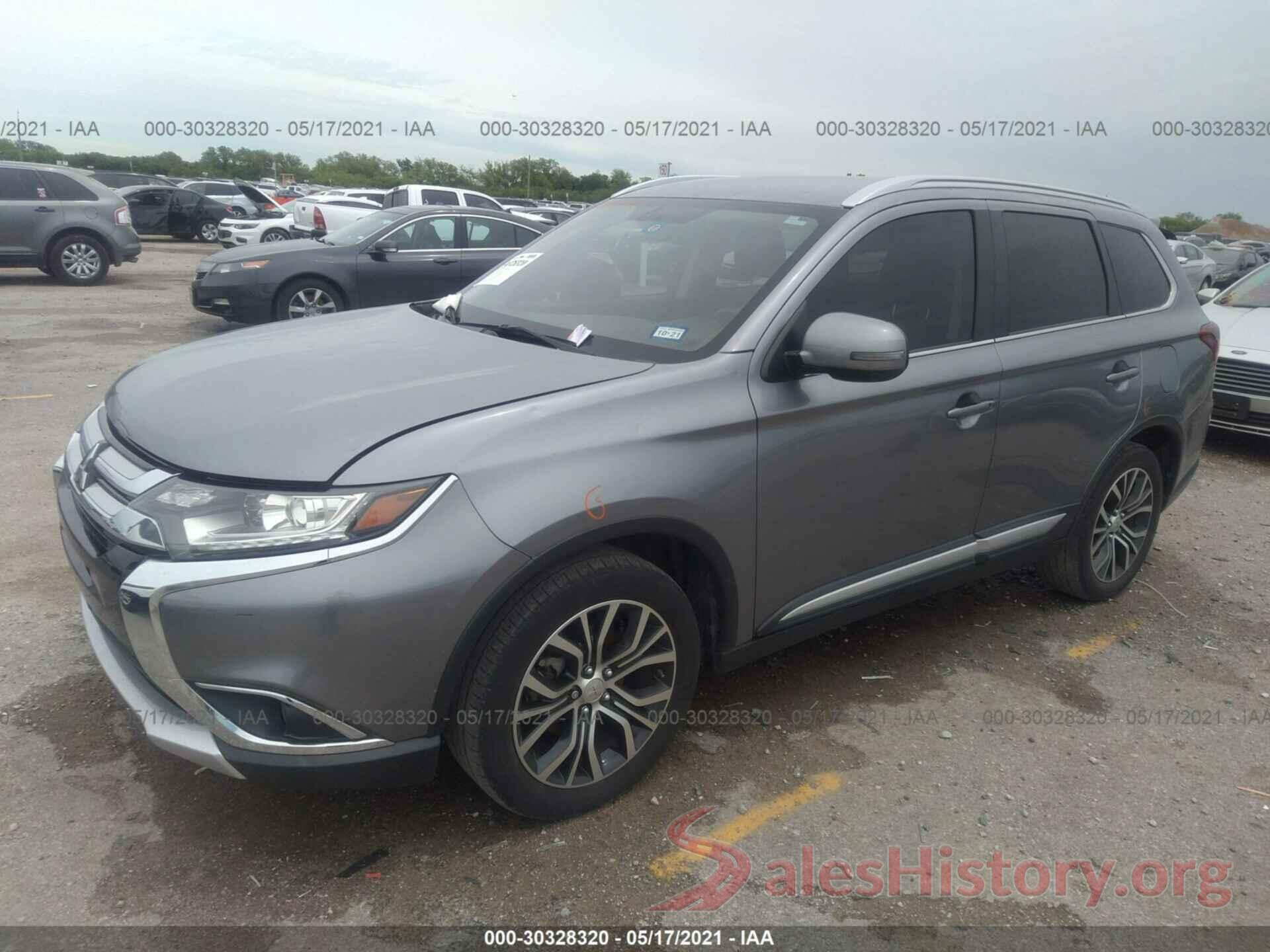 JA4AD3A38HZ035079 2017 MITSUBISHI OUTLANDER