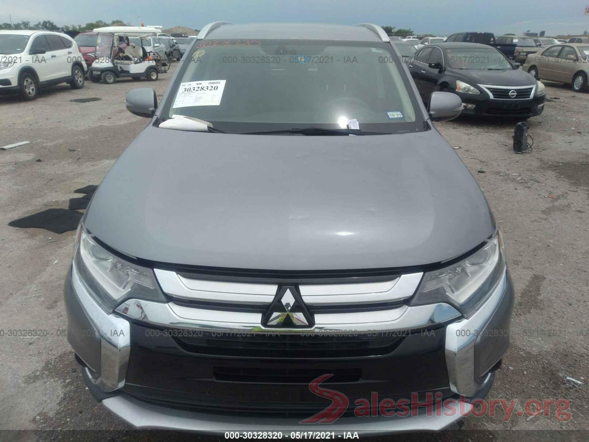 JA4AD3A38HZ035079 2017 MITSUBISHI OUTLANDER