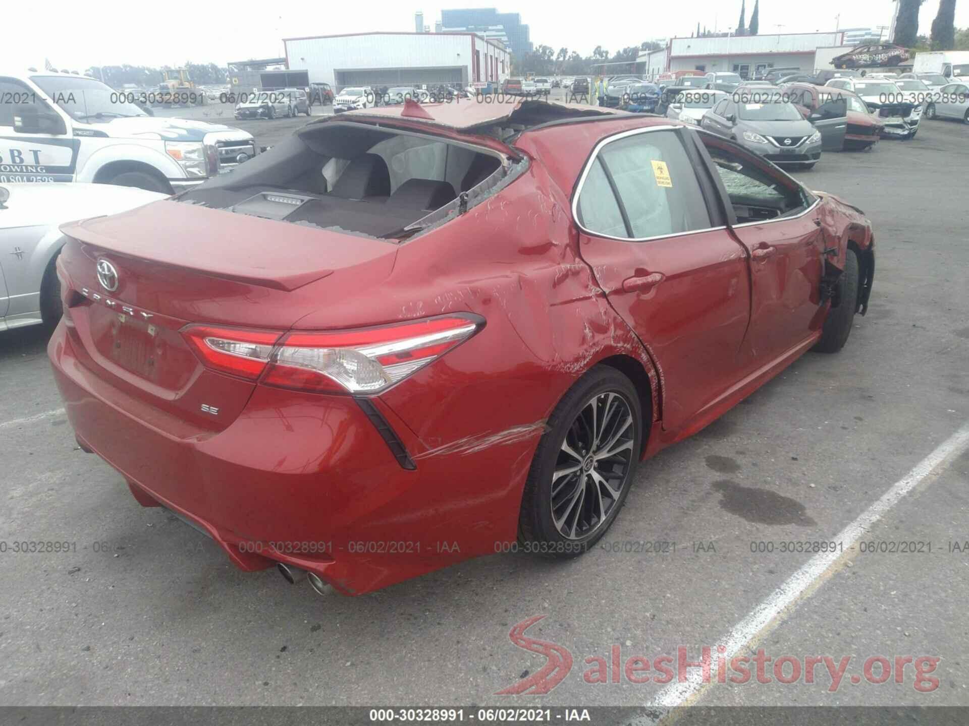 4T1G11AK8LU375094 2020 TOYOTA CAMRY