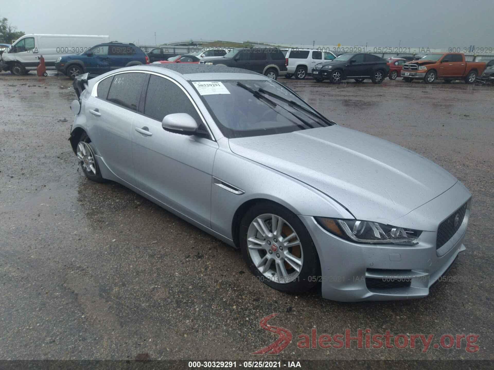 SAJAD4BG4HA958611 2017 JAGUAR XE