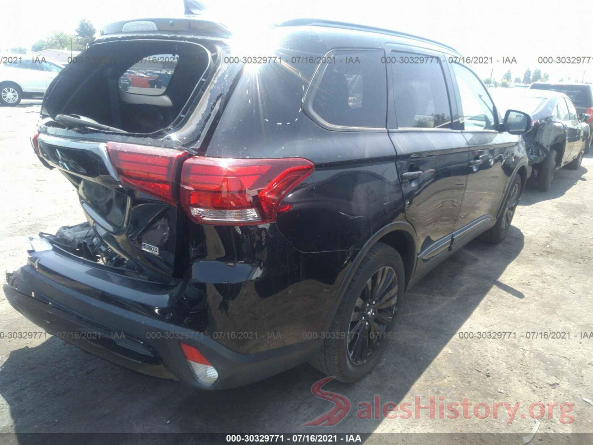 JA4AD3A30LZ003929 2020 MITSUBISHI OUTLANDER